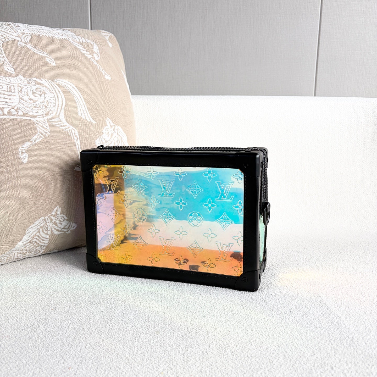 Louis Vuitton - Soft Trunk Pouch - Iridescent Monogram PVC and black leather - Multicolour - (medium)