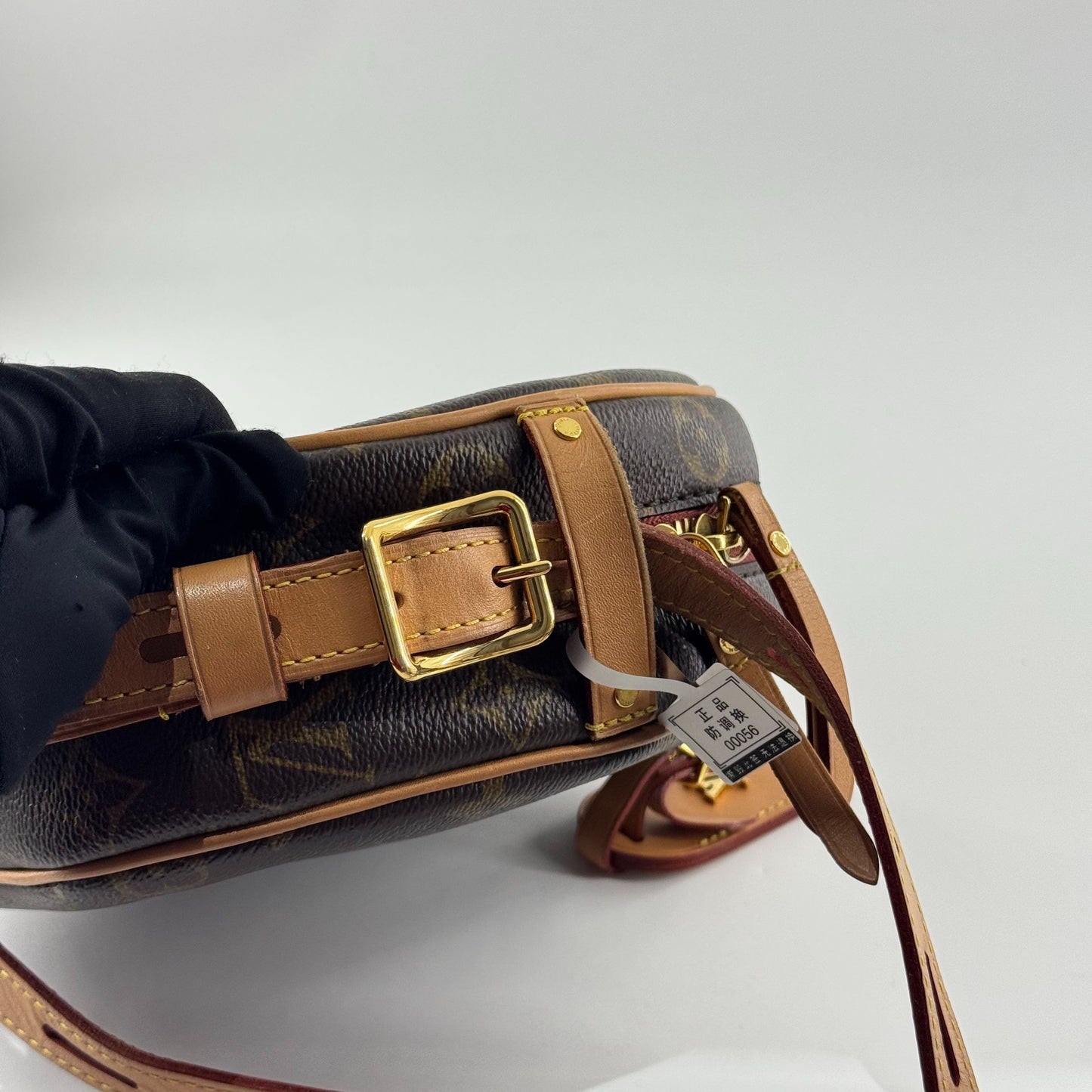 Louis Vuitton - Soft Trunk Round Bag - Monogram coated canvas, natural cowhide leather - Brown - (medium)