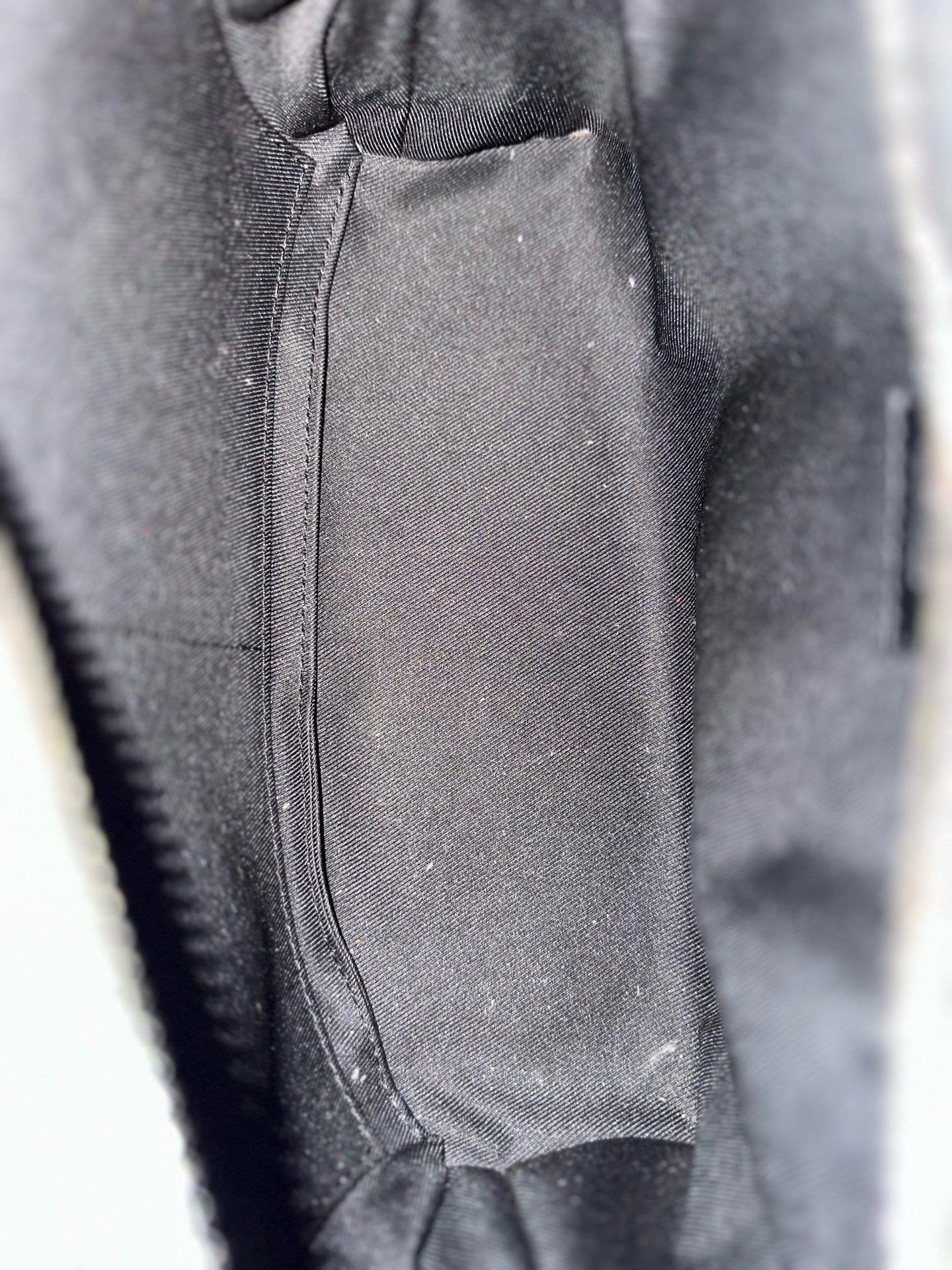 Louis Vuitton - Soft Trunk - Synthetic - Black - (medium)
