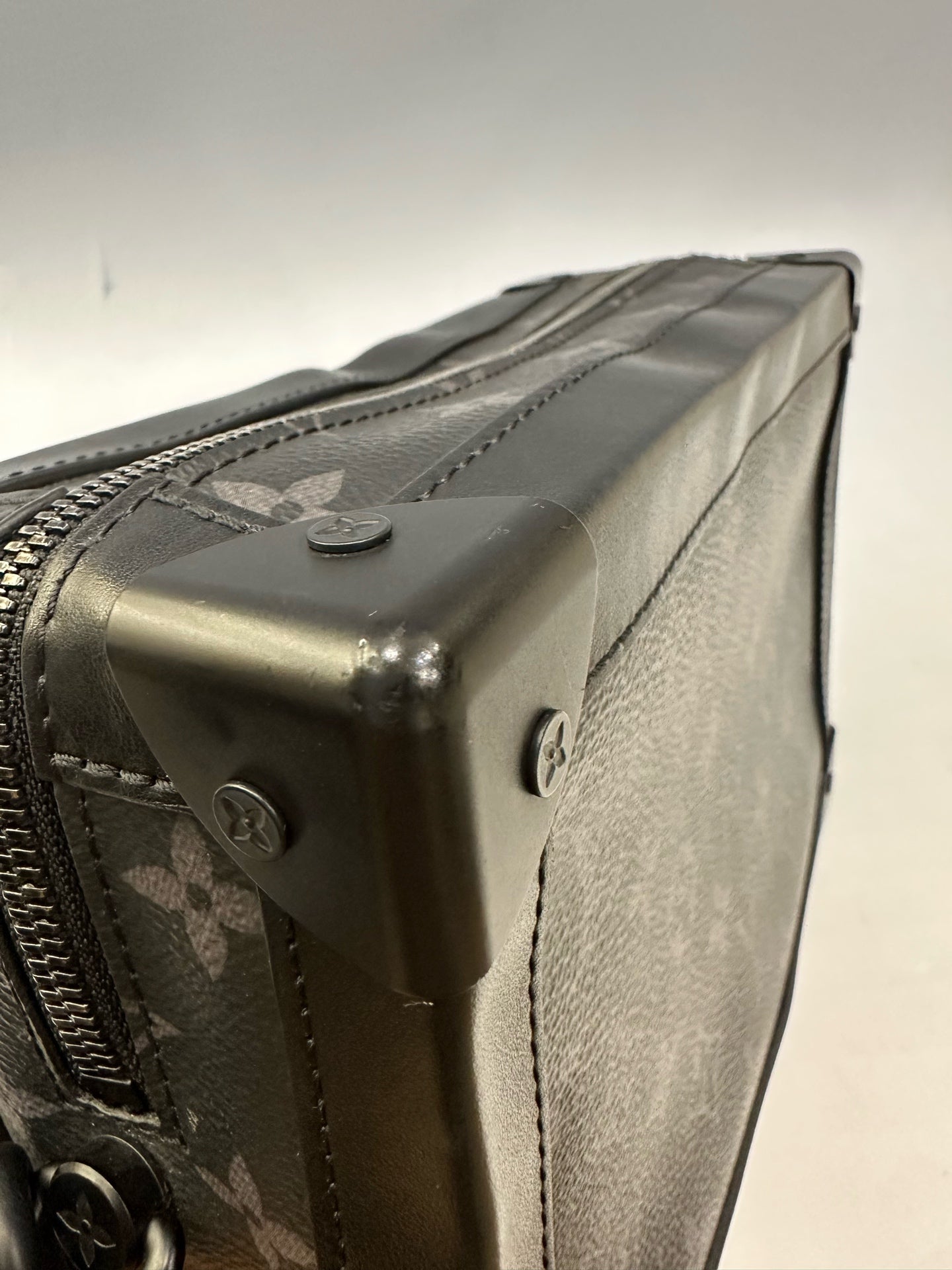Louis Vuitton - Soft Trunk - Synthetic - Black - (medium)