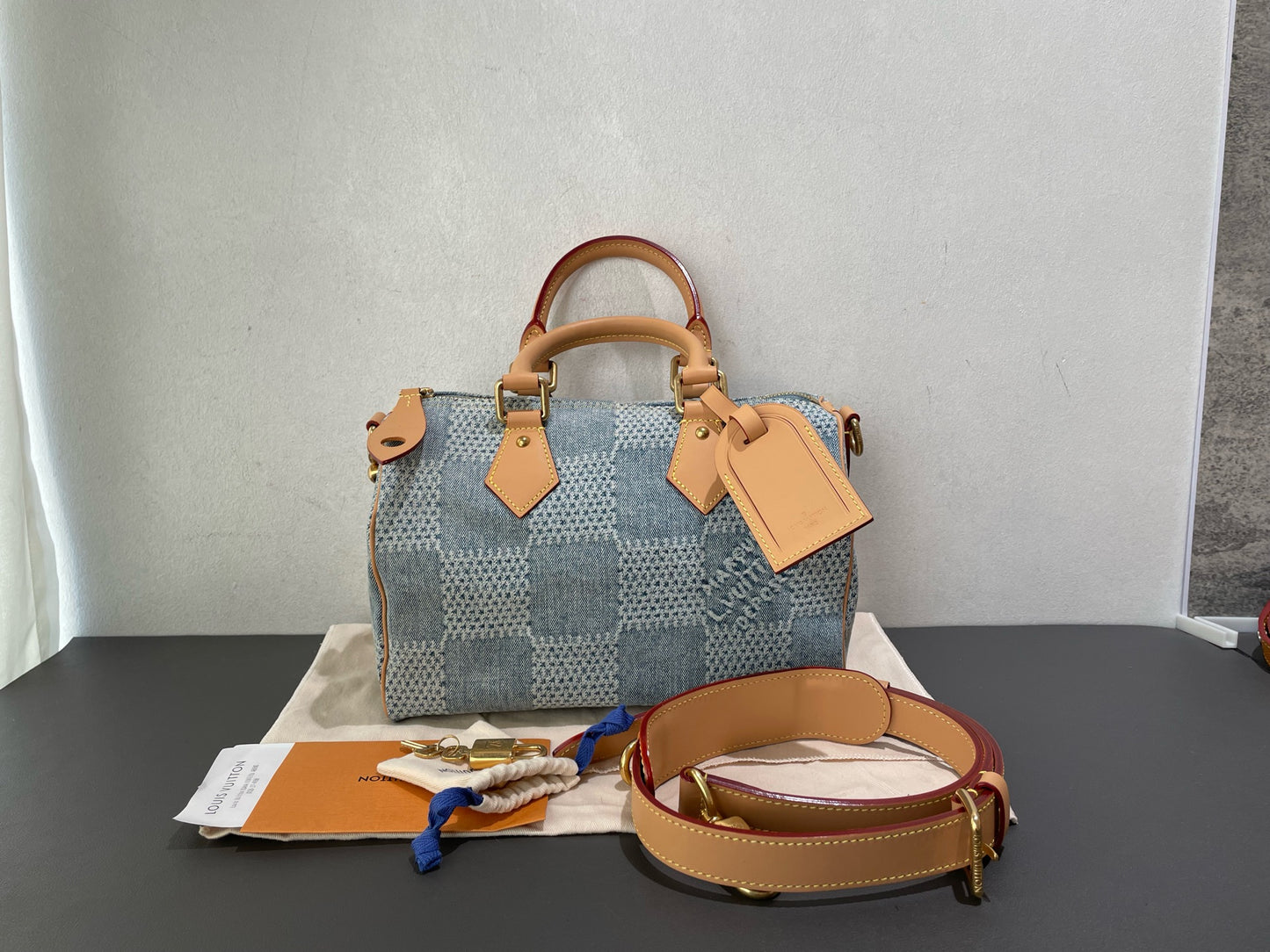 Louis Vuitton - Speedy 25 Damier Denim 3D - Denim - Jeans with Vachetta leather trim - Blue - (small)