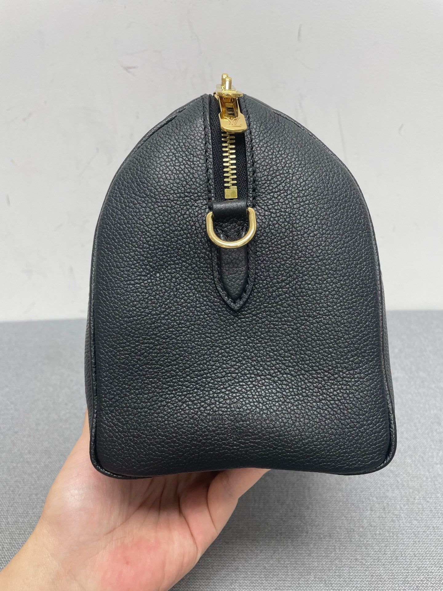 Louis Vuitton - Speedy 25 - Leather - Black - (medium)