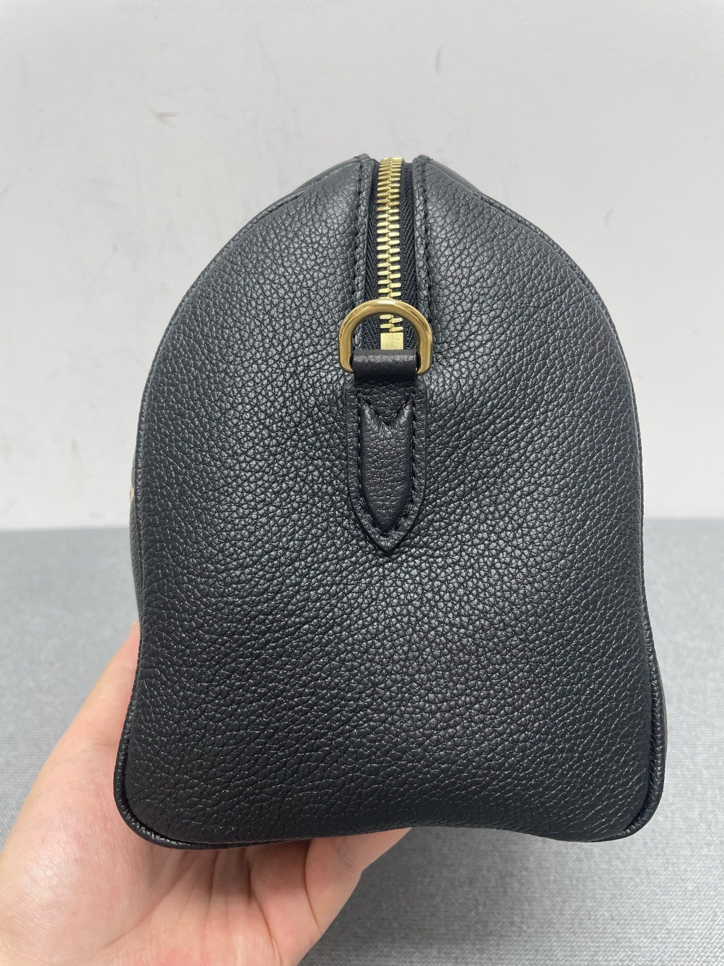 Louis Vuitton - Speedy 25 - Leather - Black - (medium)