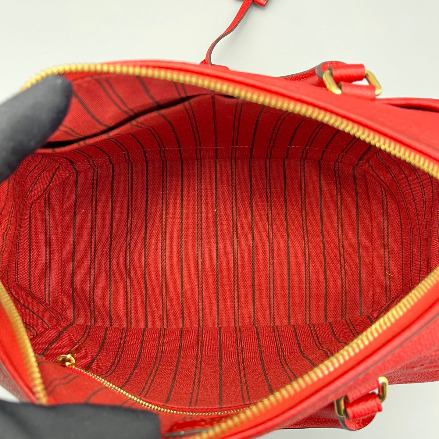 Louis Vuitton - Speedy 25 - Leather - Red - (Medium)