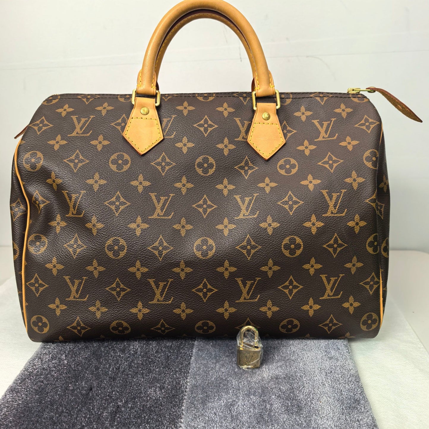 Louis Vuitton - Speedy 35 - Cloth - Brown - (medium)