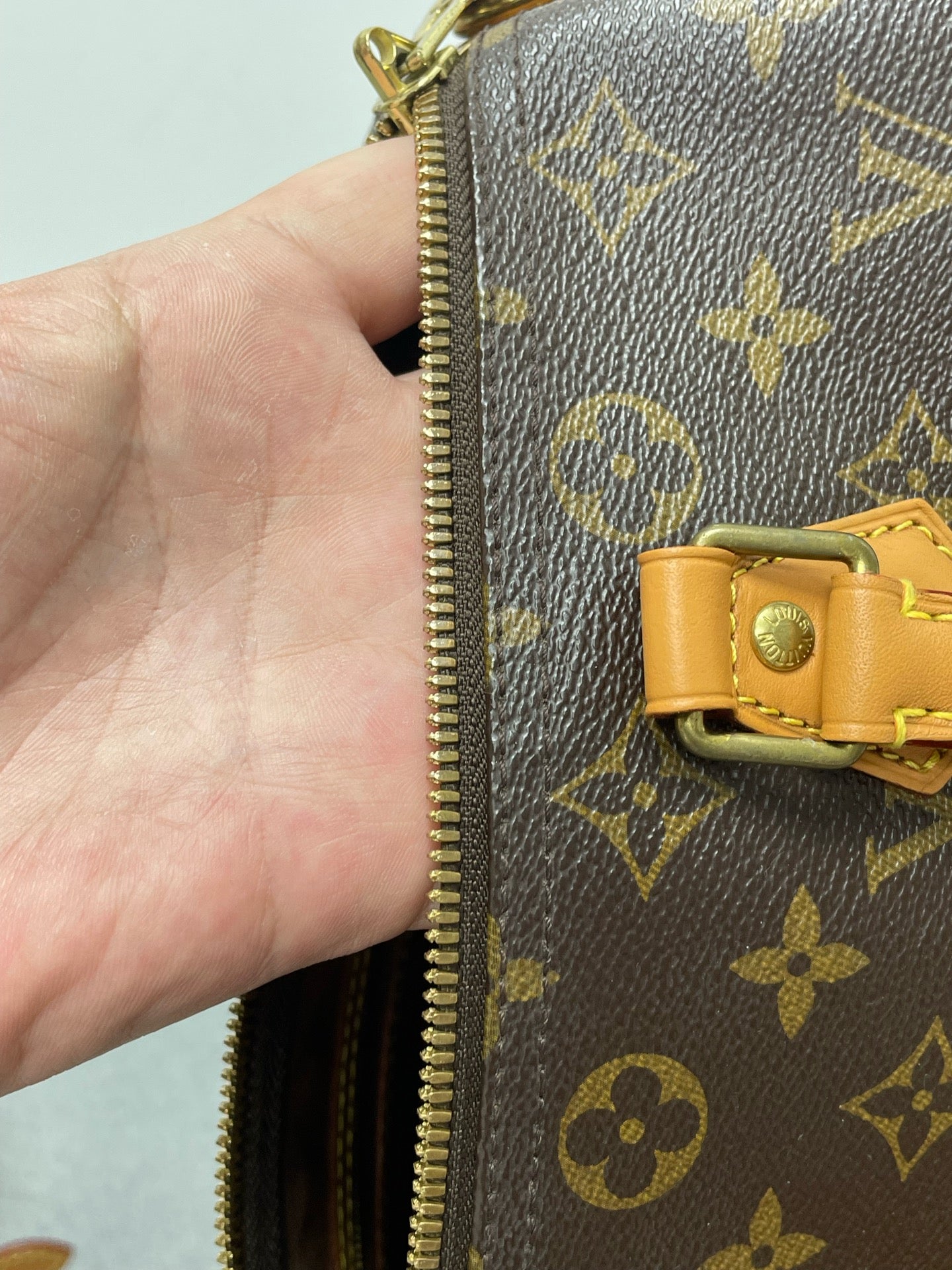Louis Vuitton - Speedy Bandoulière - Leather - Brown - (Medium)