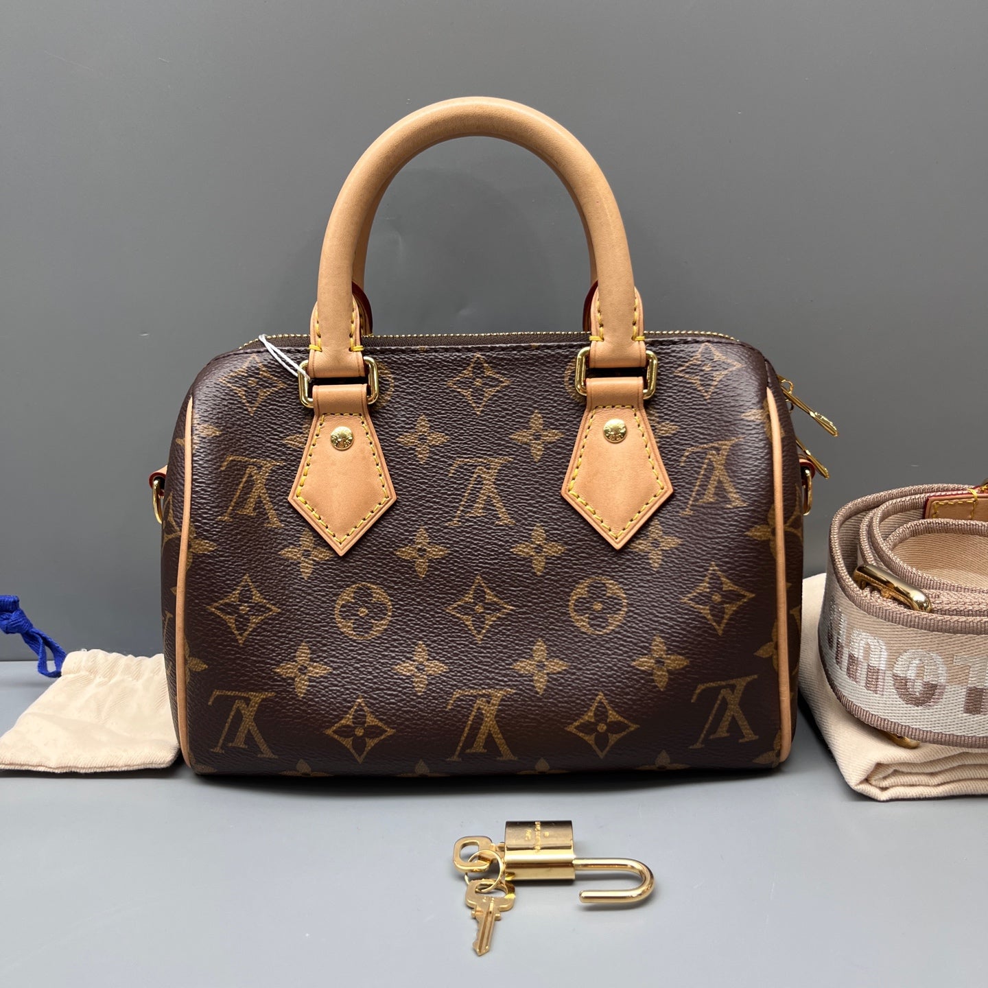 Louis Vuitton - Speedy Bandoulière - Synthetic - Brown - (mini)