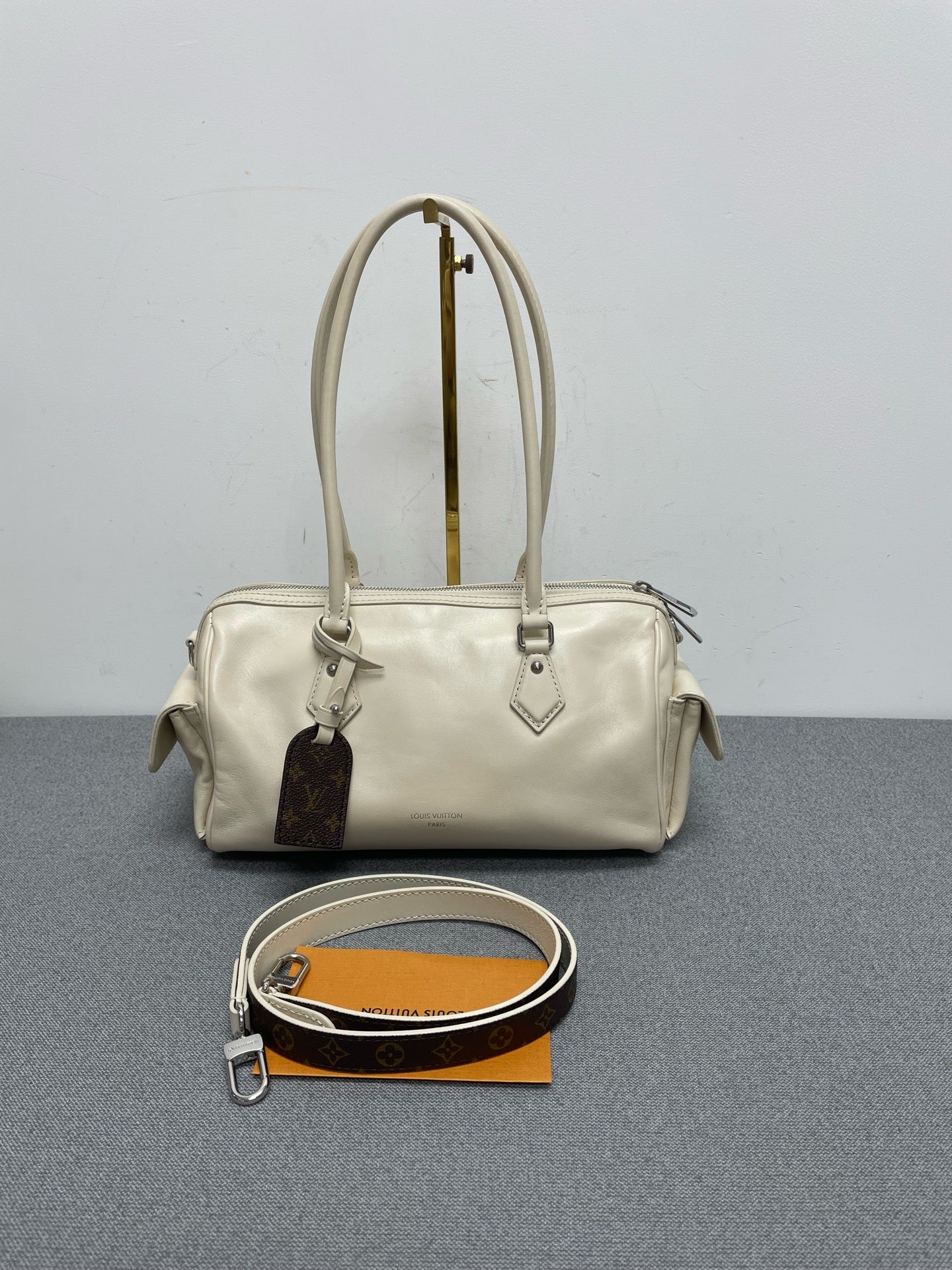 Louis Vuitton - Speedy Cargo - Leather - Beige - (medium)