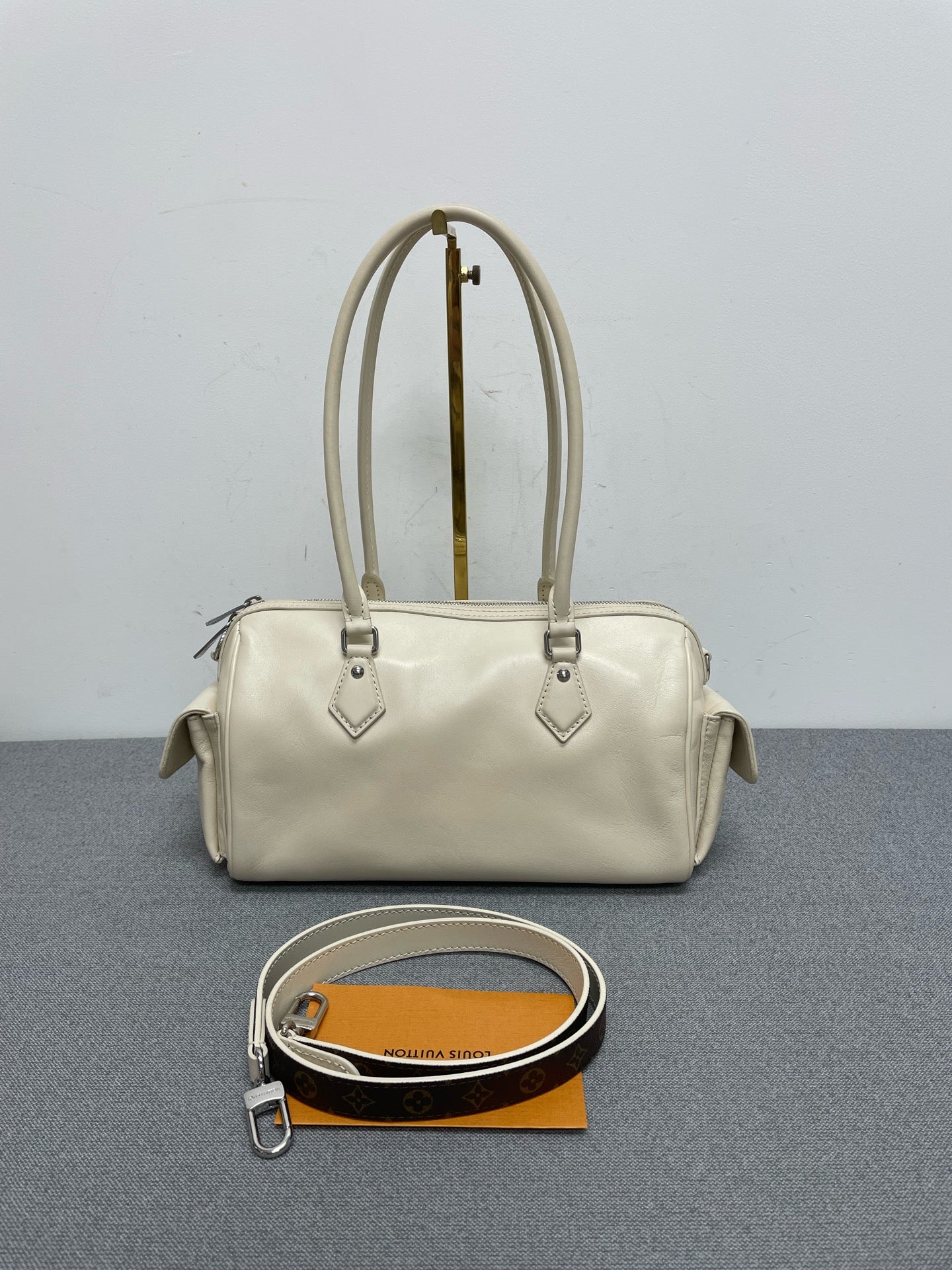 Louis Vuitton - Speedy Cargo - Leather - Beige - (medium)