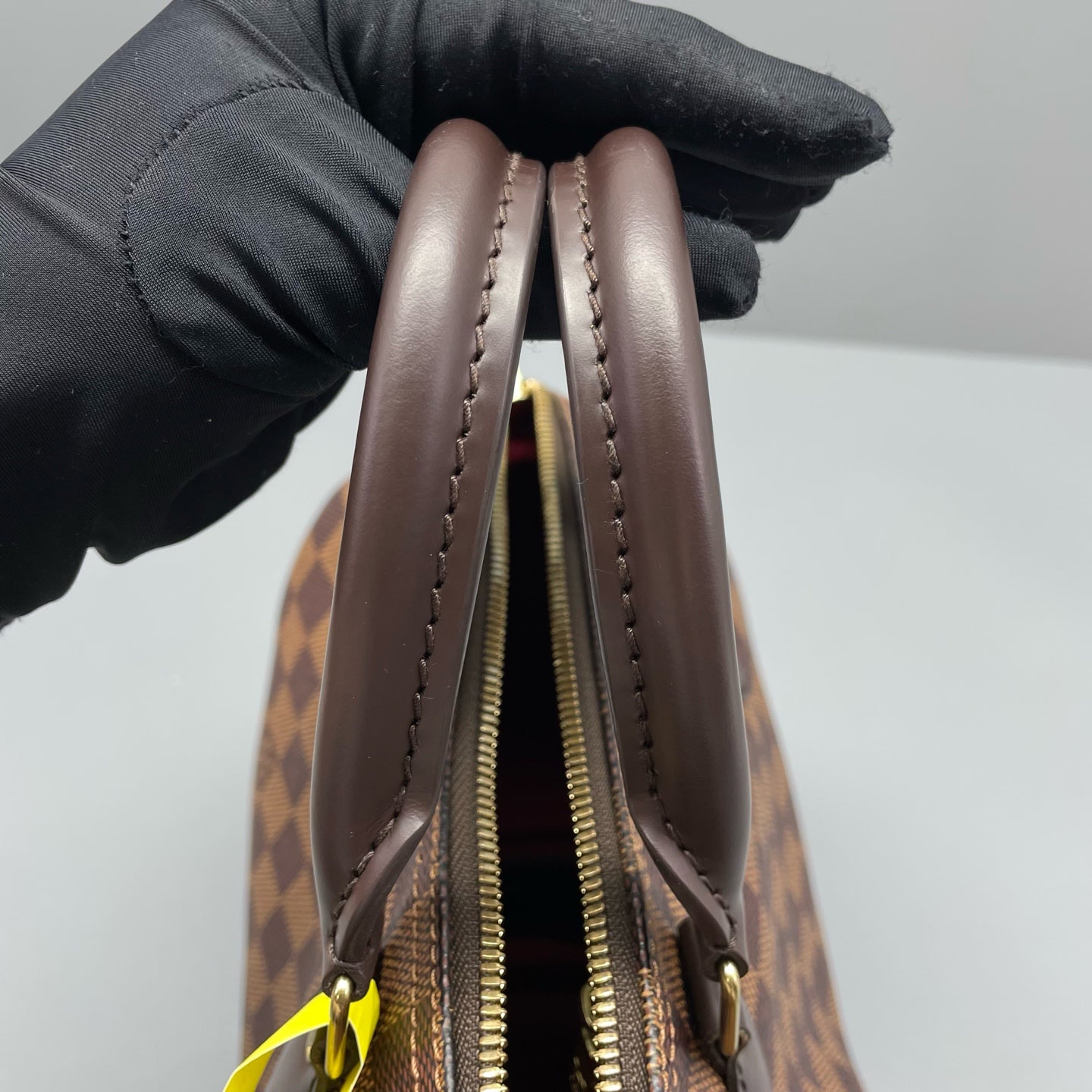 Louis Vuitton - Speedy - Leather - Brown - (Small)