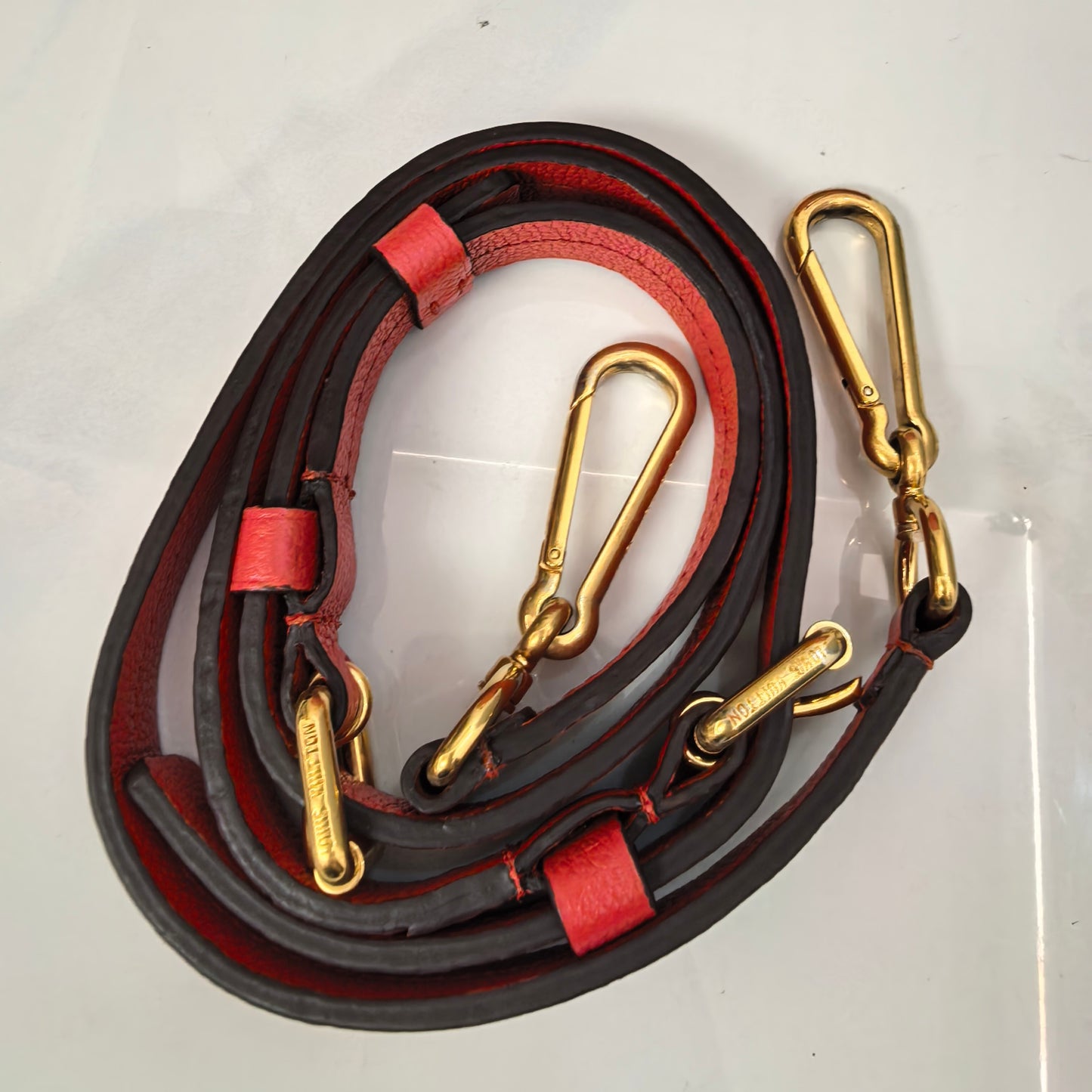 Louis Vuitton - Speedy - Leather - Red - (medium)