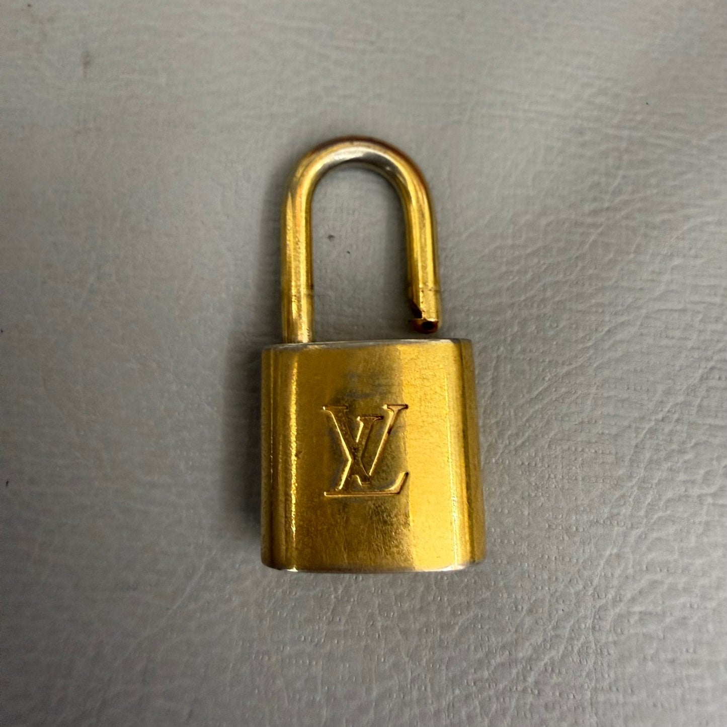 Louis Vuitton - Speedy - Leather - Red - (small)