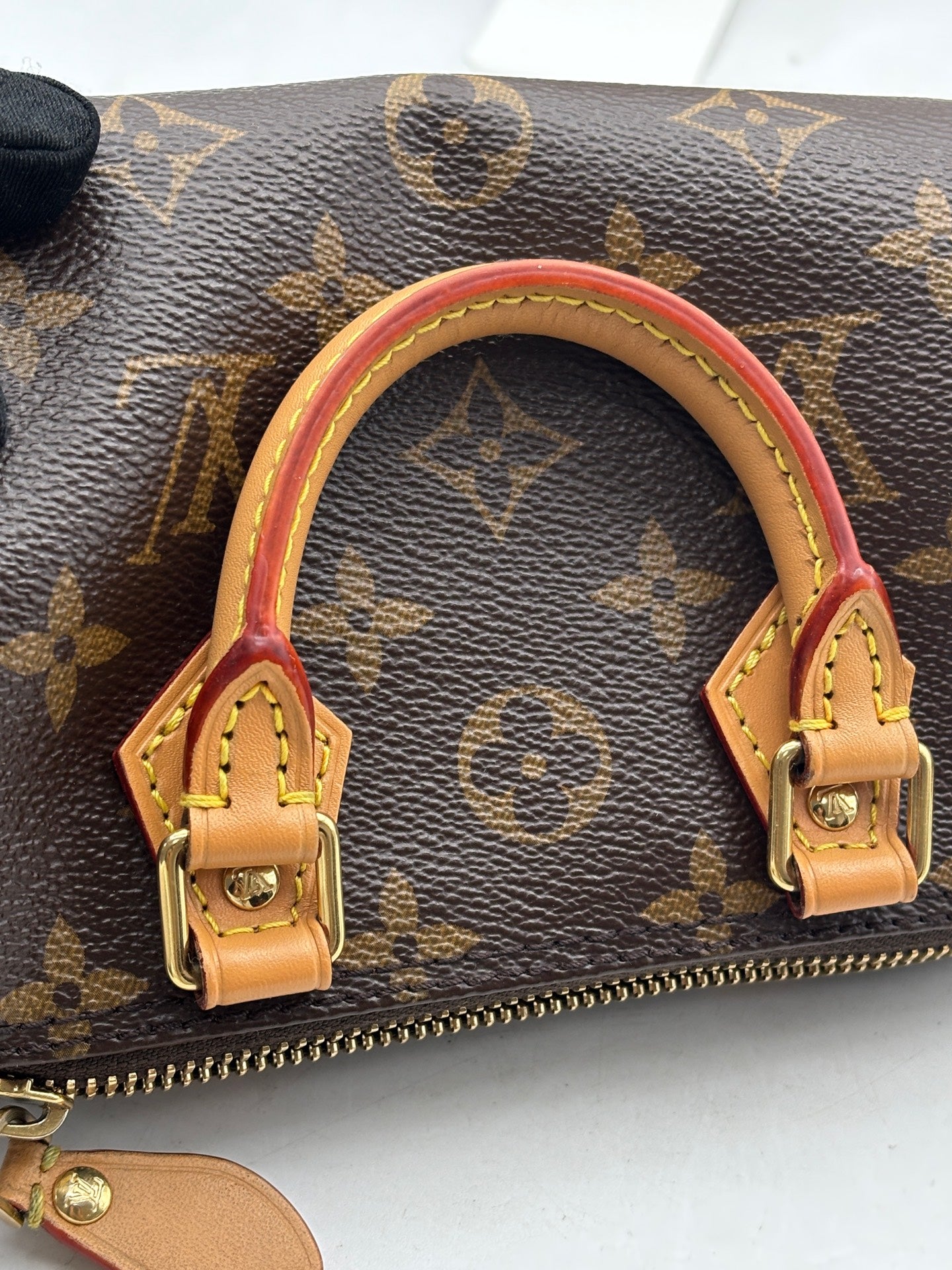 Louis Vuitton - Speedy Nano - Coated canvas with Vachetta leather trim - Brown - (mini)