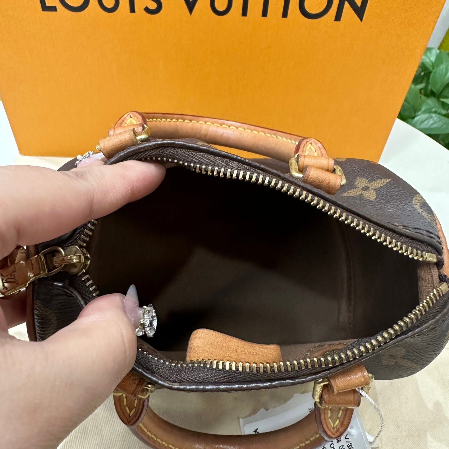 Louis Vuitton - Speedy Nano - Leather - Brown - (mini)