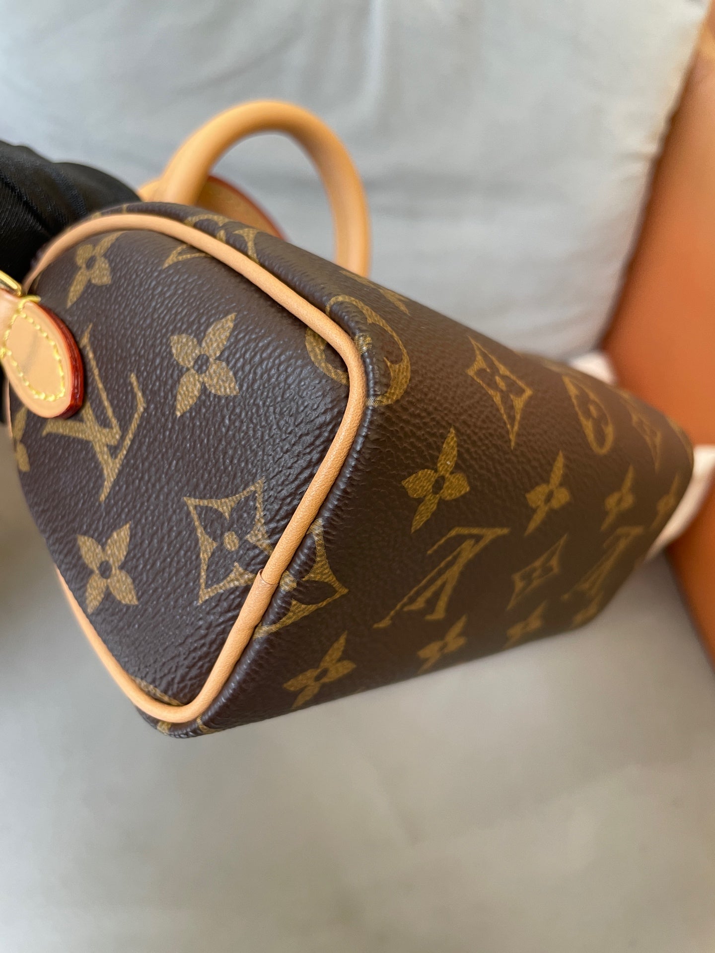 Louis Vuitton - Speedy Nano - Leather - Brown - (mini)