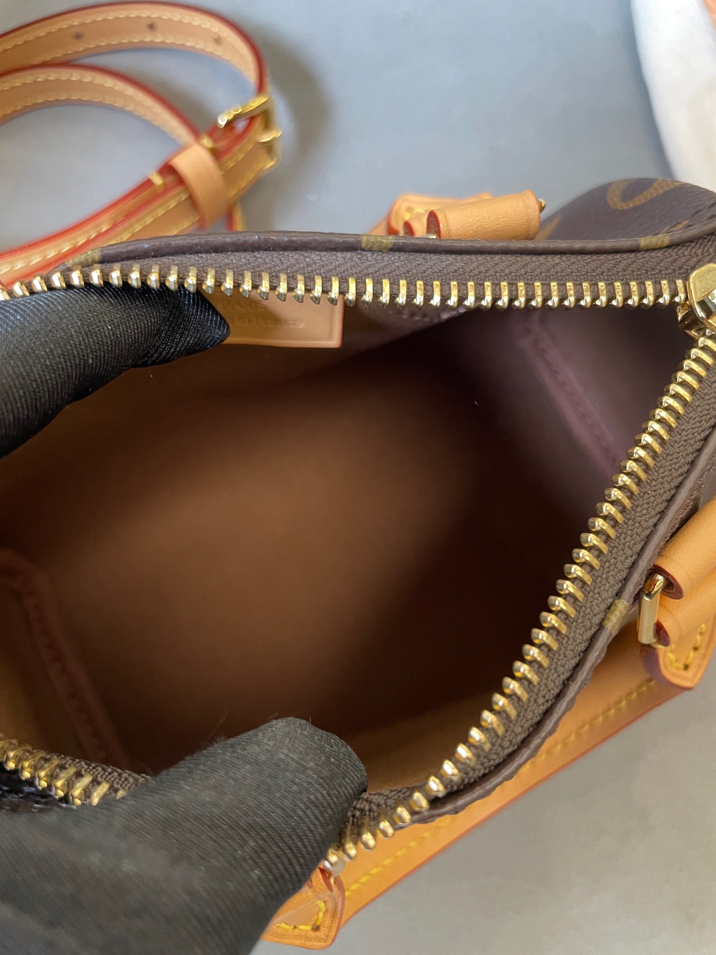 Louis Vuitton - Speedy Nano - Leather - Brown - (mini)