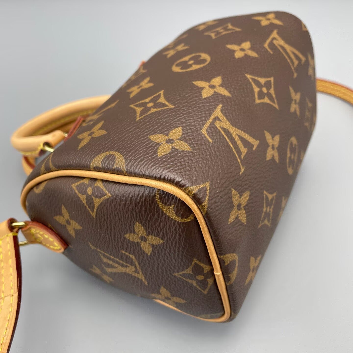 Louis Vuitton - Speedy Nano - Monogram coated canvas with Vachetta leather trim - Brown - (mini)