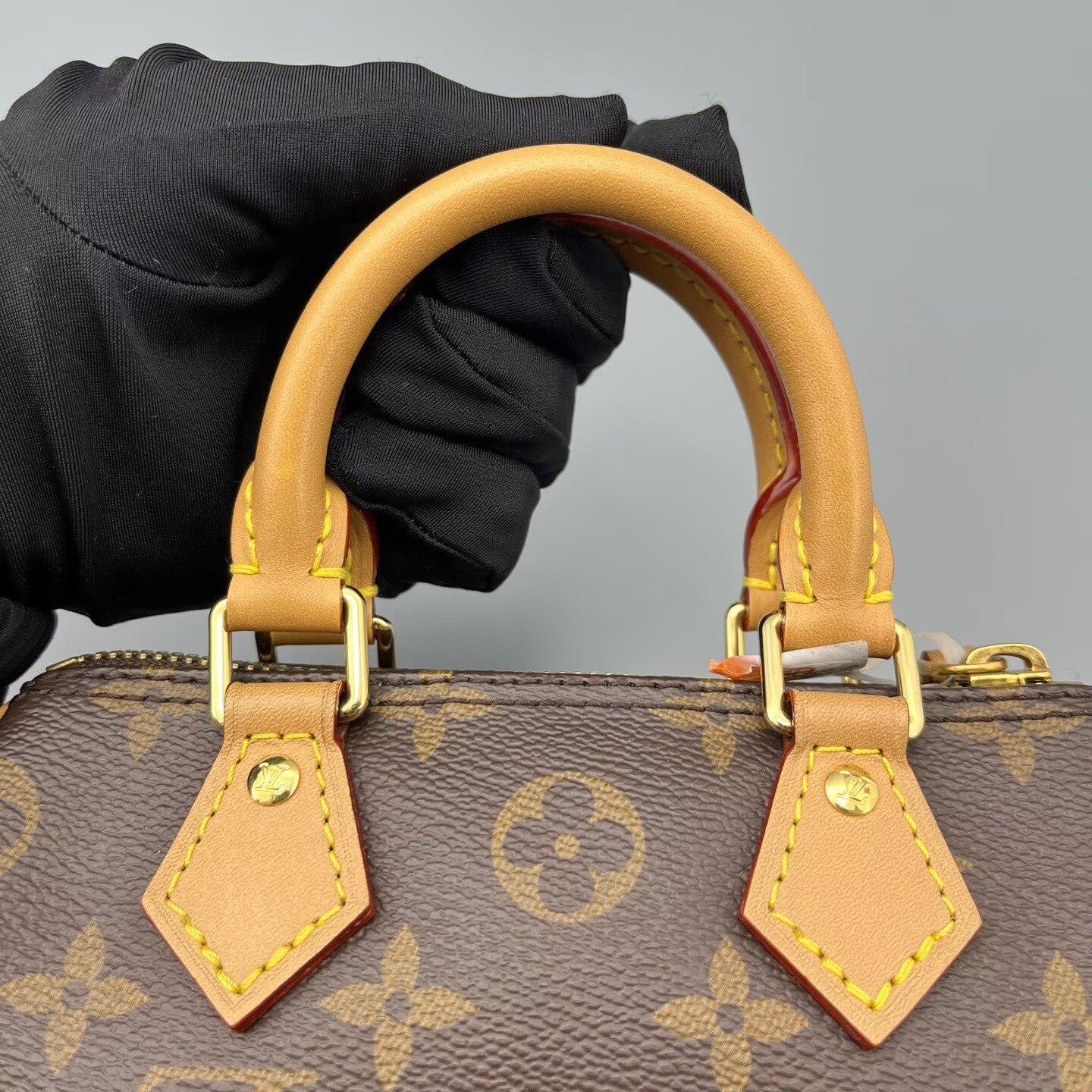 Louis Vuitton - Speedy Nano Monogram - Monogram coated canvas with Vachetta leather trim - Brown with natural Vachetta leather - (mini)