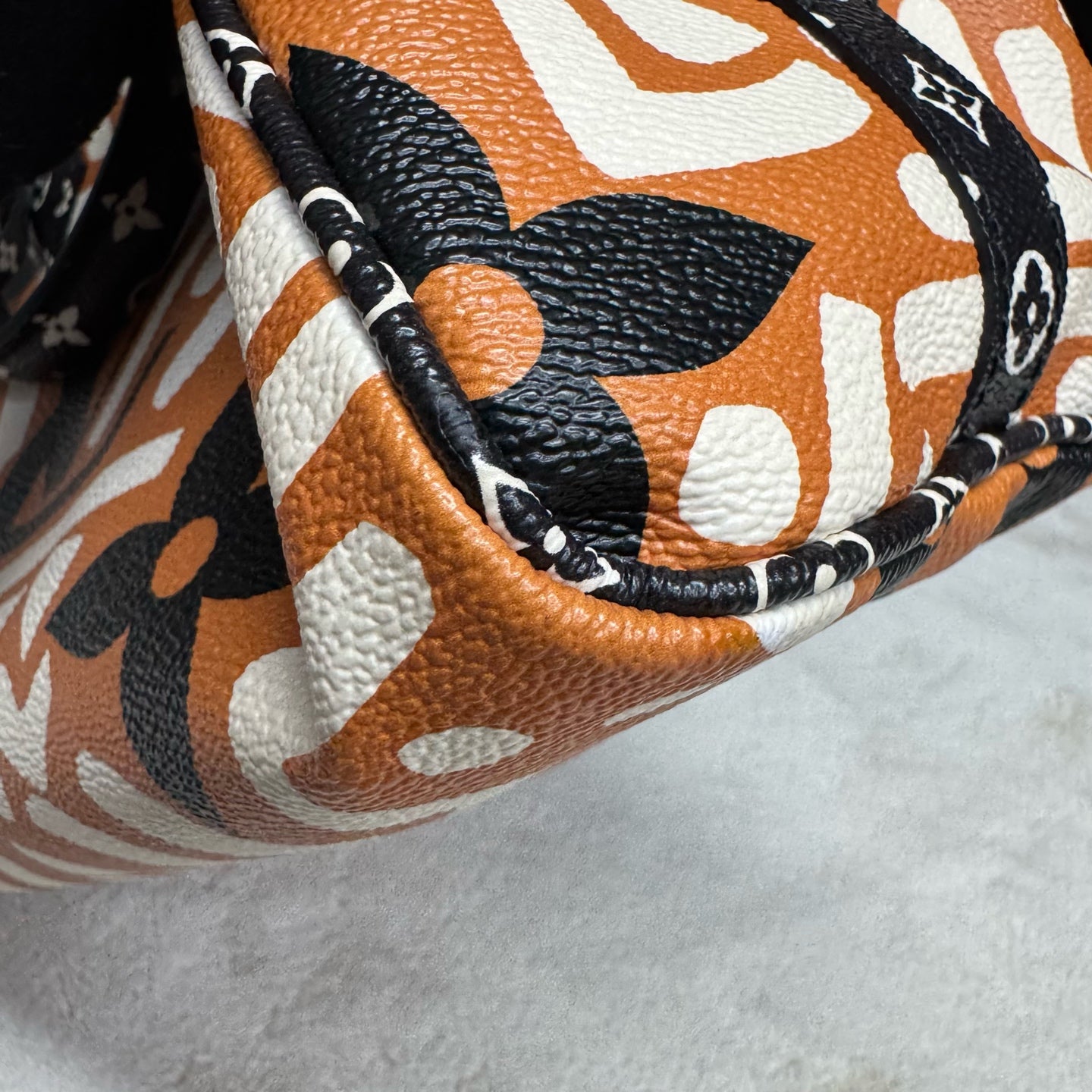 Louis Vuitton - Speedy - Synthetic - Multicolour - (Small)