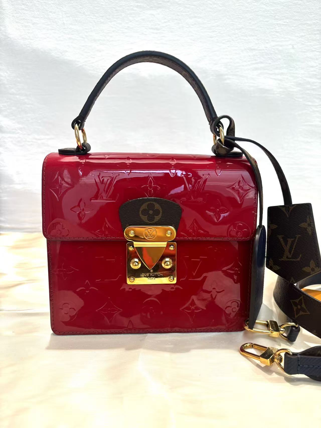 Louis Vuitton - Spring Street - Patent leather, coated canvas, and leather trim - Red - (mini)