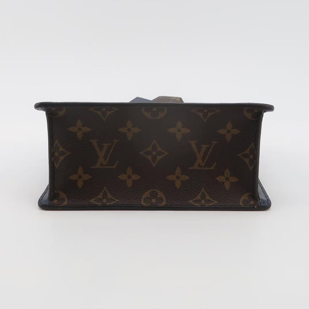 Louis Vuitton - Spring Street - Patent leather, coated canvas, and leather trim - Red - (mini)