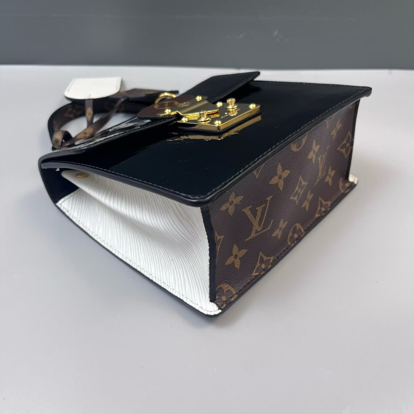 Louis Vuitton - Spring Street - Patent leather, Monogram coated canvas and Epi leather trim - Black - (mini)