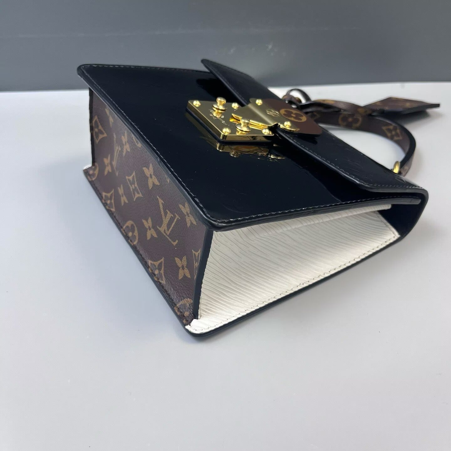 Louis Vuitton - Spring Street - Patent leather, Monogram coated canvas and Epi leather trim - Black - (mini)