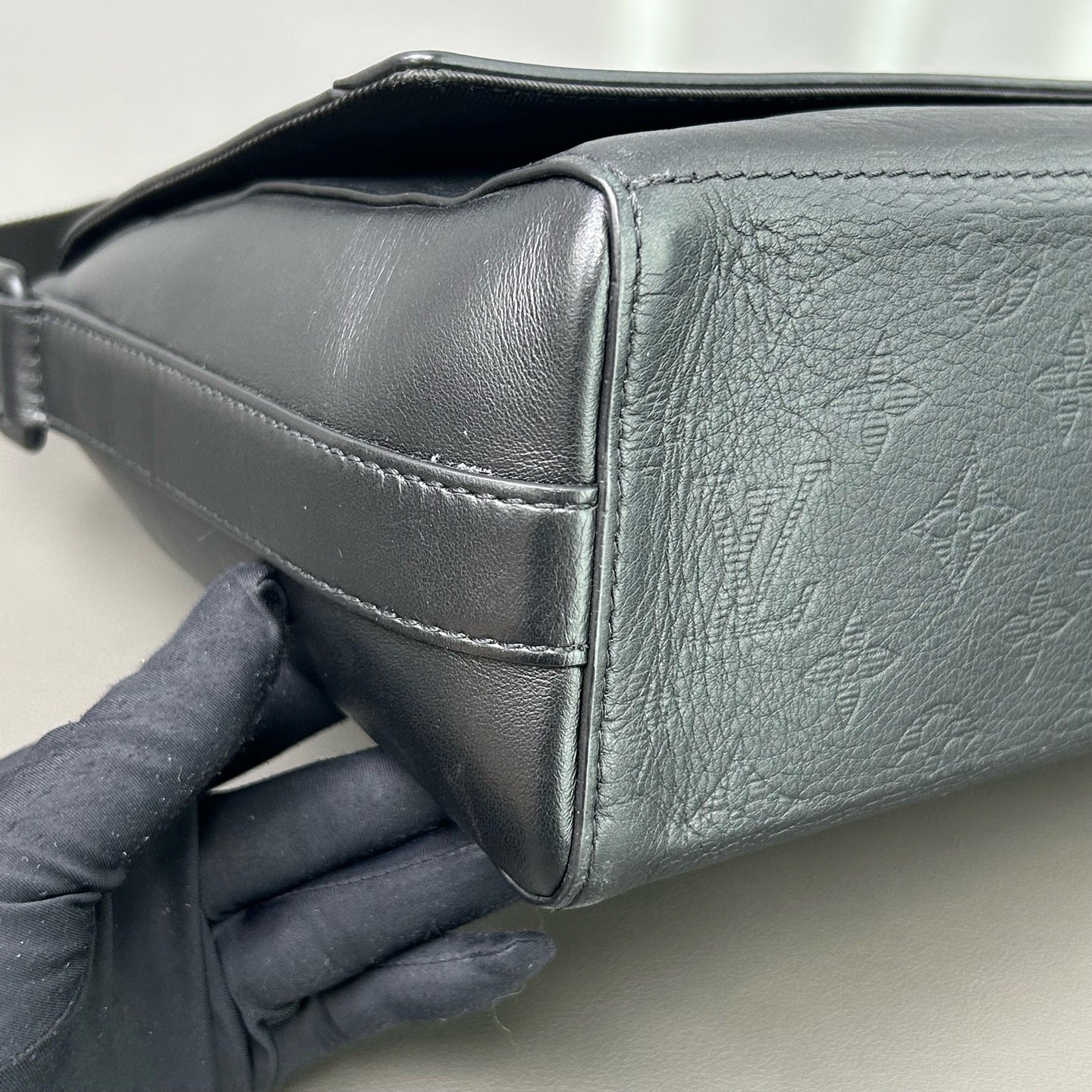 Louis Vuitton - Sprinter - Leather - Black - (medium)