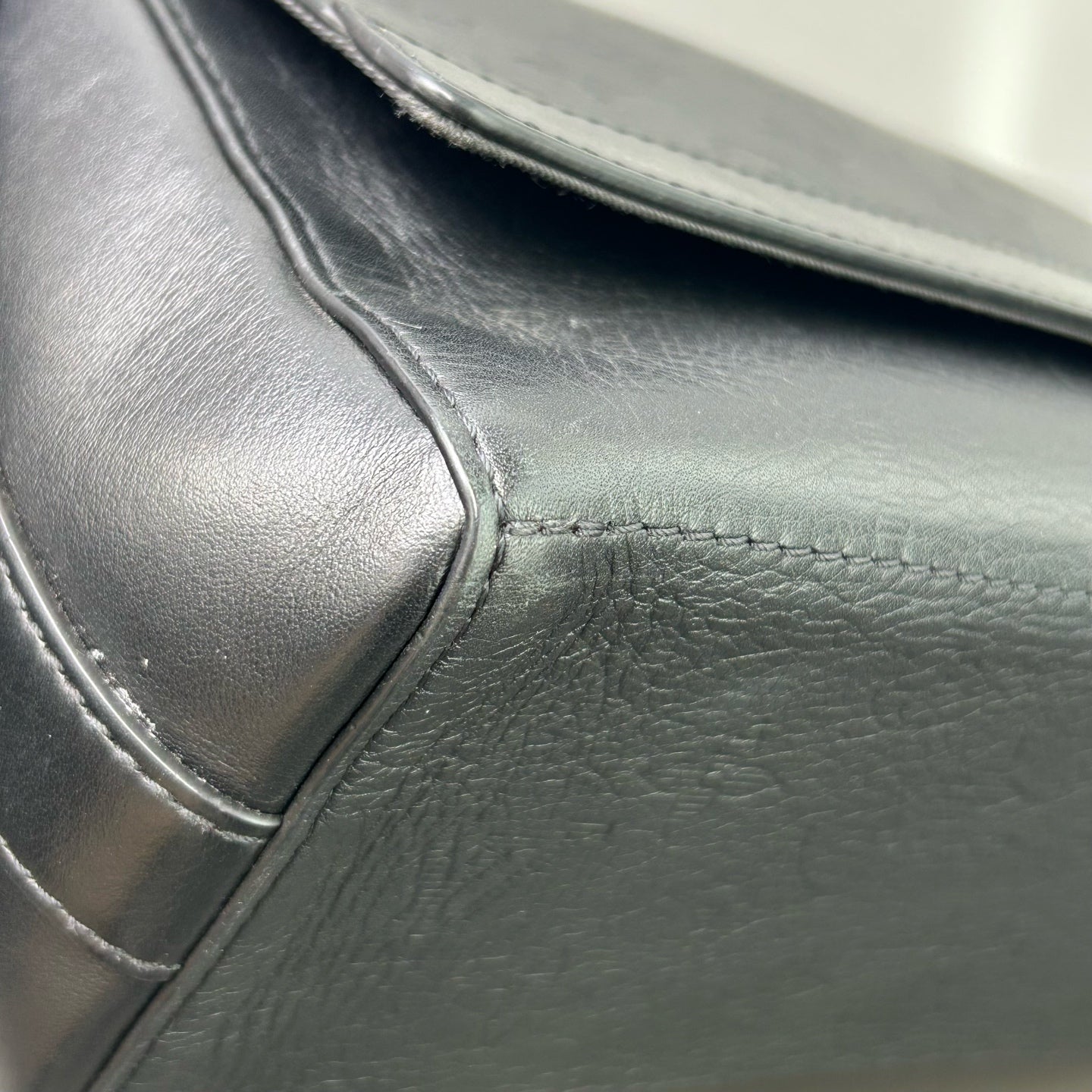 Louis Vuitton - Sprinter - Leather - Black - (medium)