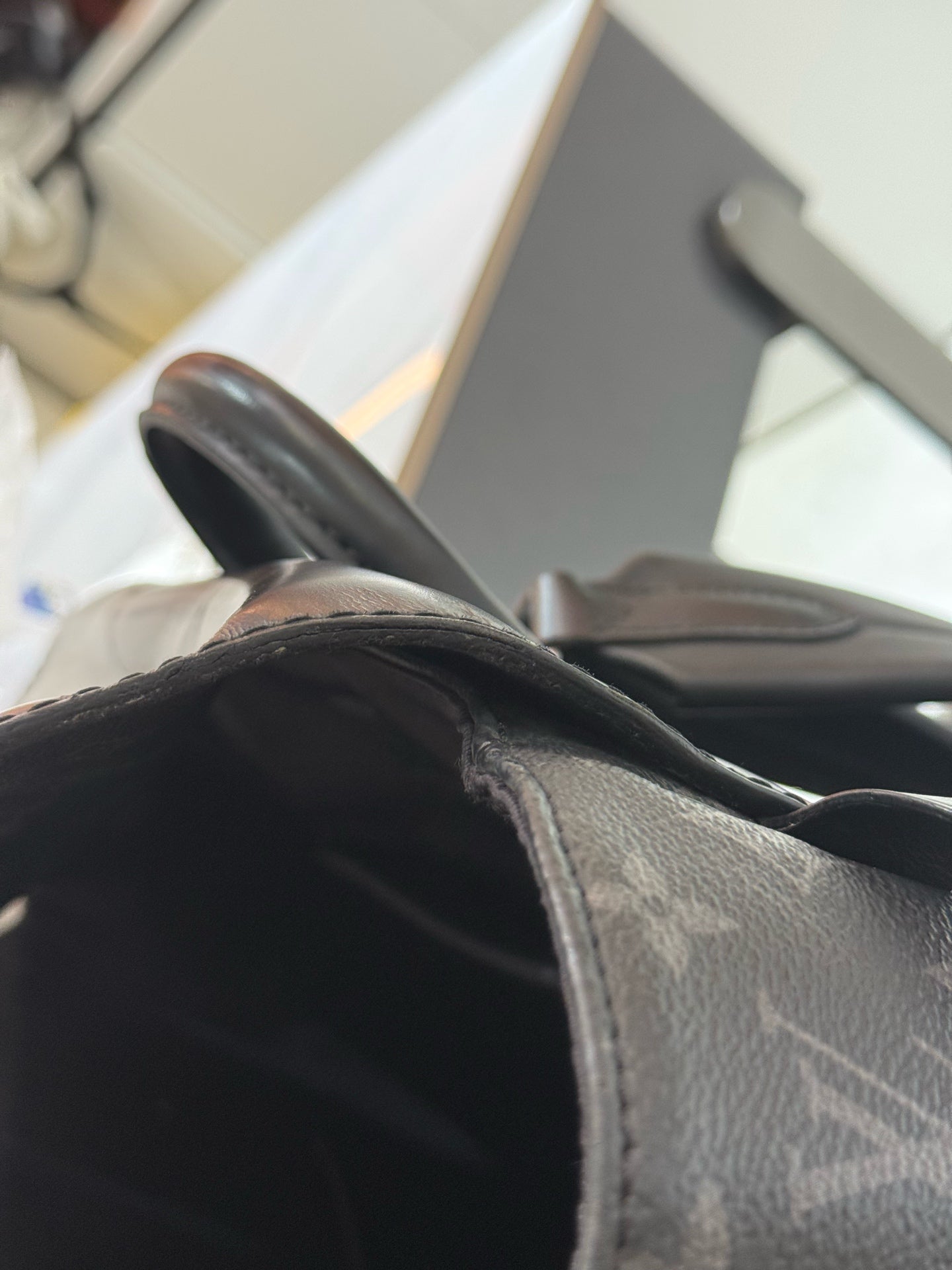 Louis Vuitton - Steamer - Leather - Black - (large)