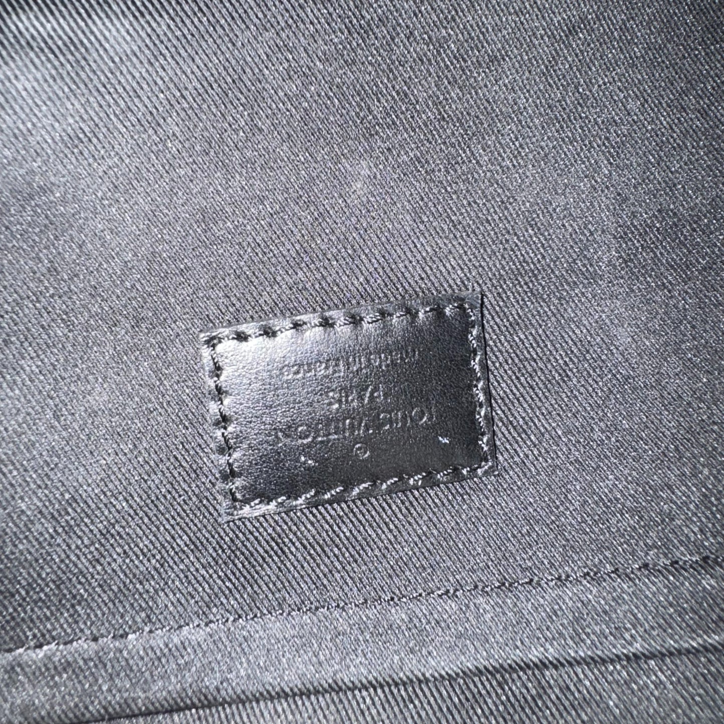 Louis Vuitton - Steamer - Leather - Black - (medium)