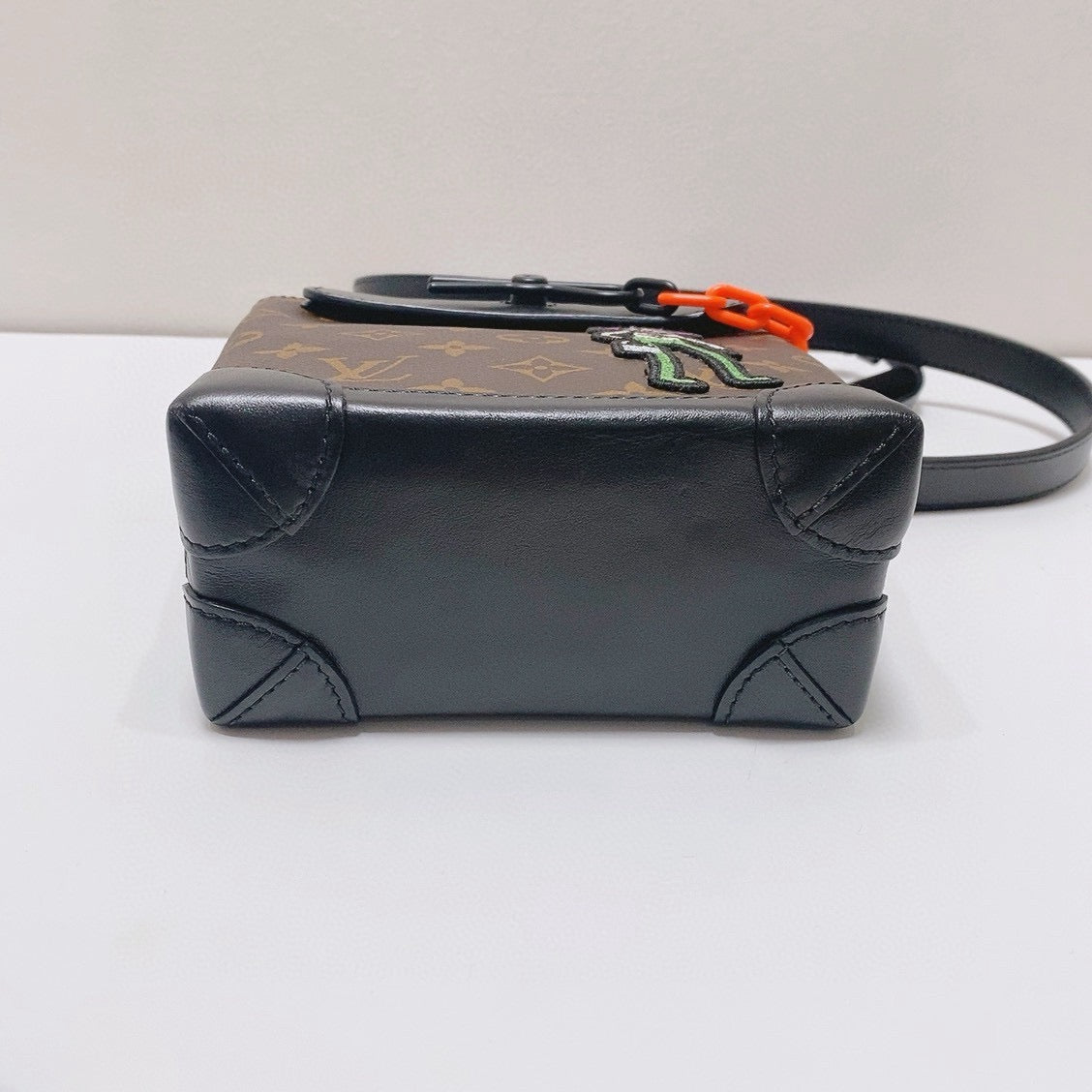Louis Vuitton - Steamer Nano Scarecrow Bag - Monogram coated canvas with black cowhide leather trim - Brown - (mini)