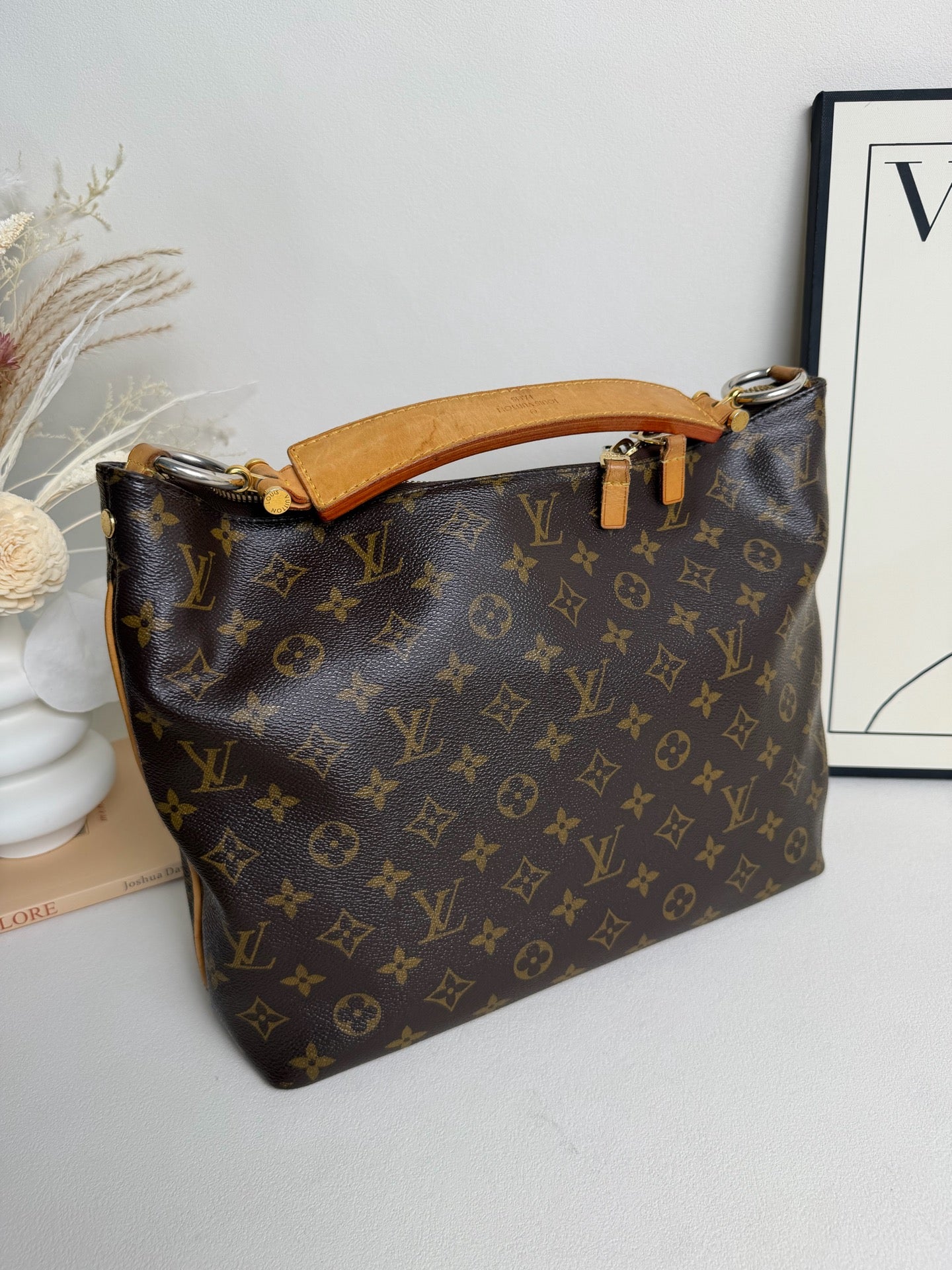 Louis Vuitton - Sully - Monogram Canvas - Brown - (large)