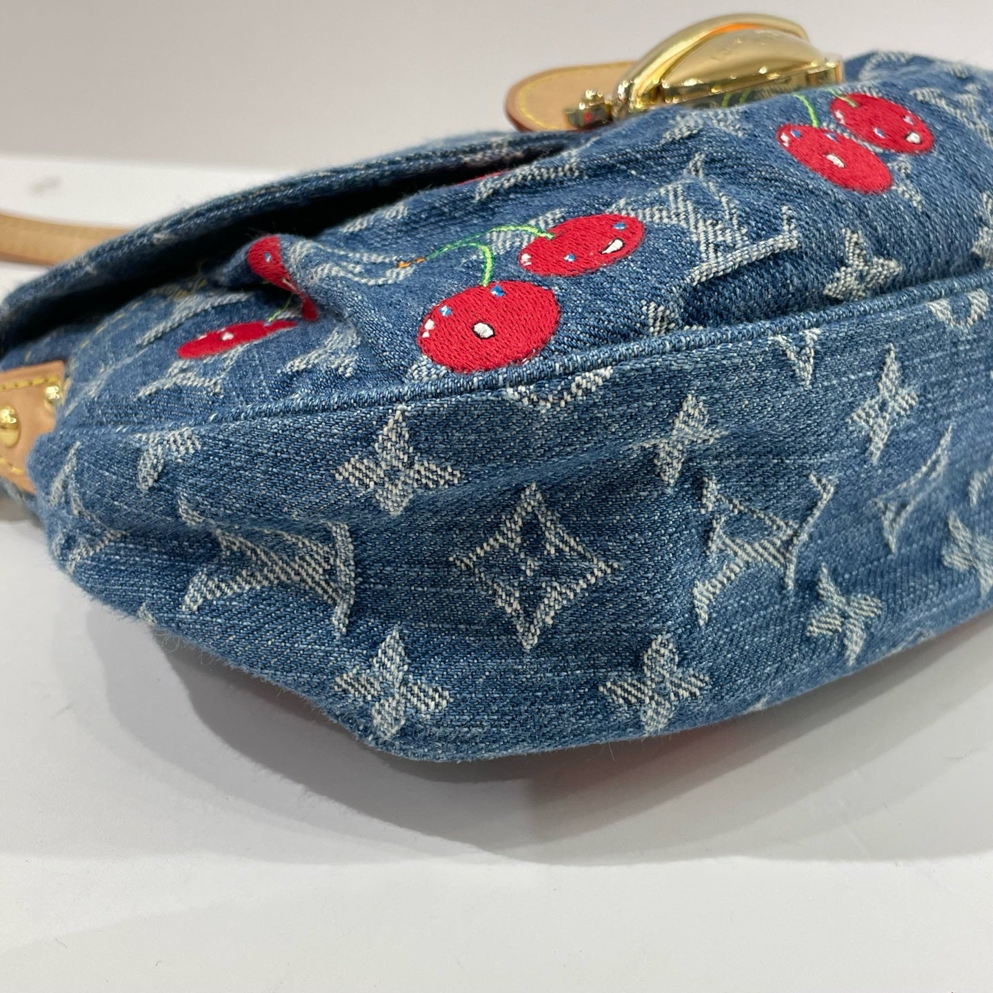 Louis Vuitton - Sunset Cherry - Denim canvas with Vachetta leather trim - Blue with Red Cherries - (small)