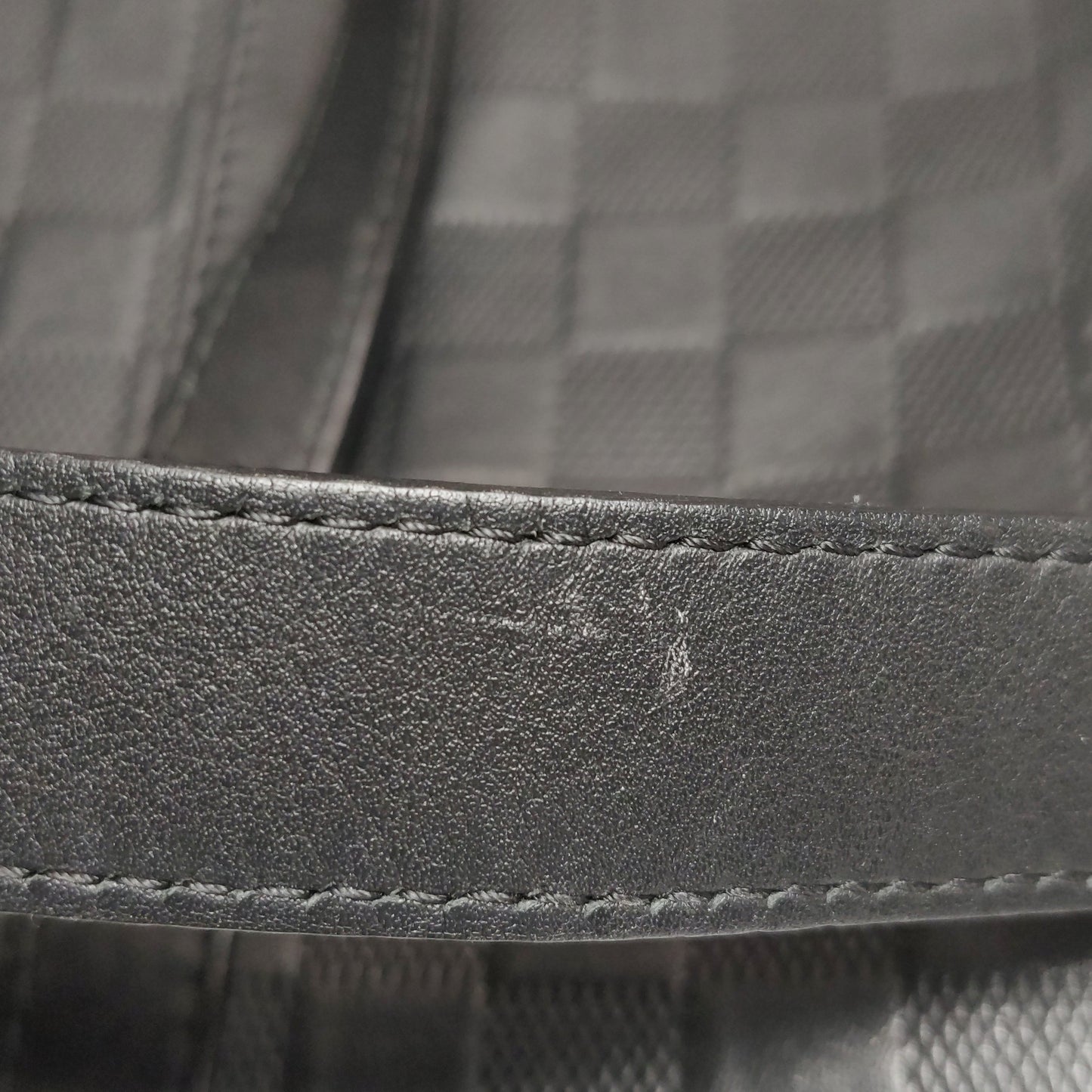 Louis Vuitton - Tadao - Leather - Black - (large)