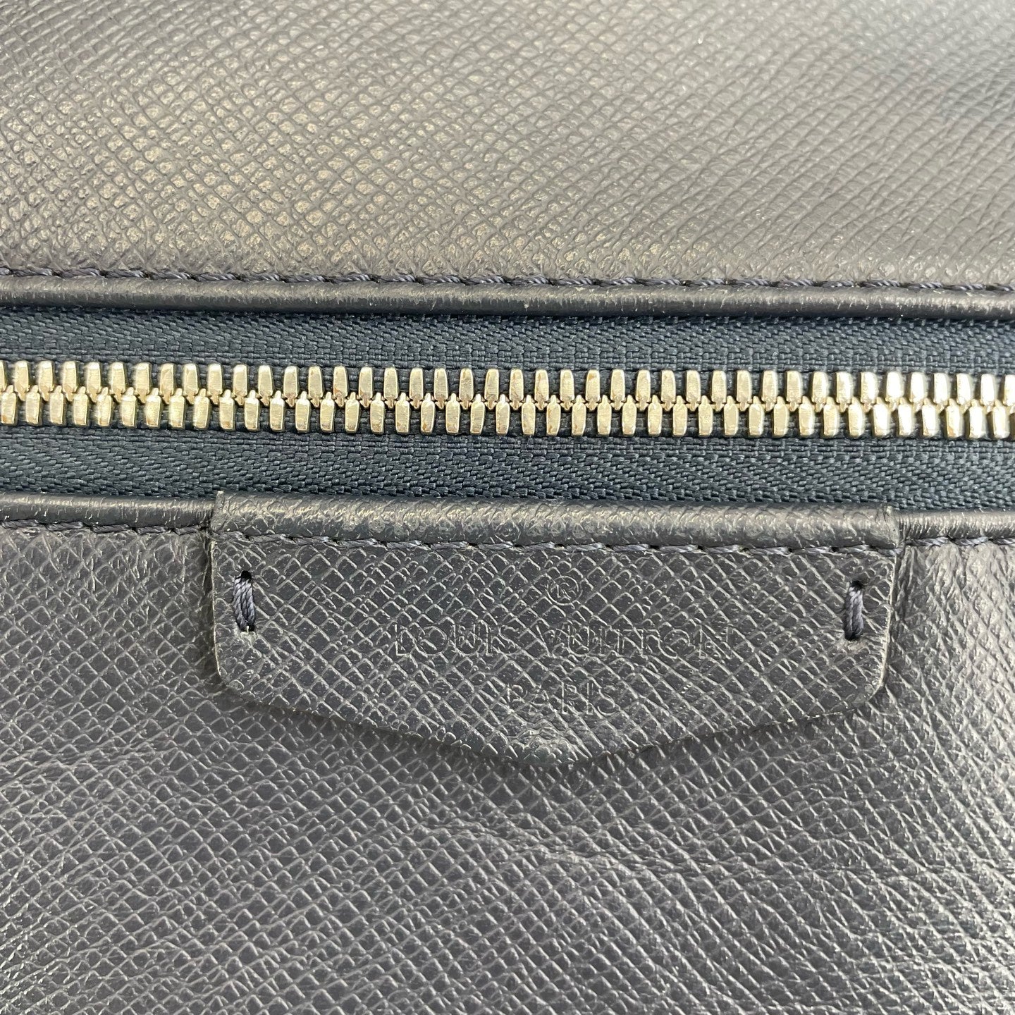 Louis Vuitton - Taigarama Discovery Backpack - Leather - Blue - (medium)