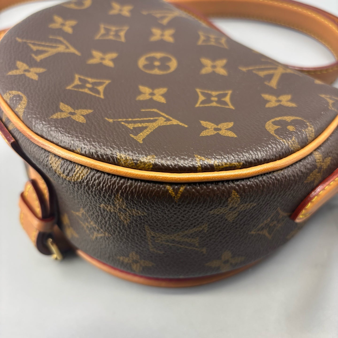 Louis Vuitton - Tambourin - Leather - Brown - (mini)