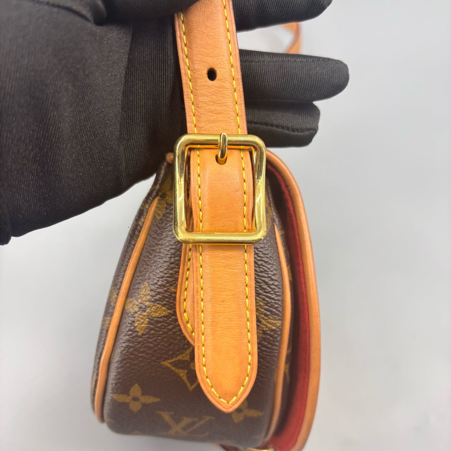 Louis Vuitton - Tambourin - Leather - Brown - (mini)
