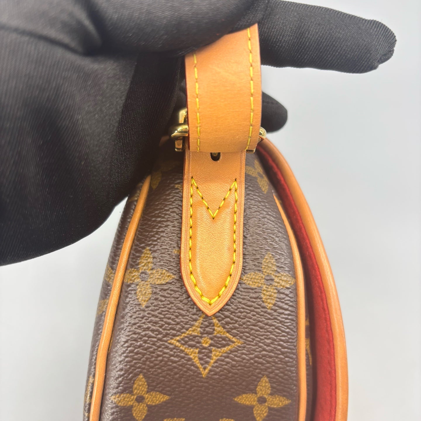 Louis Vuitton - Tambourin - Leather - Brown - (mini)
