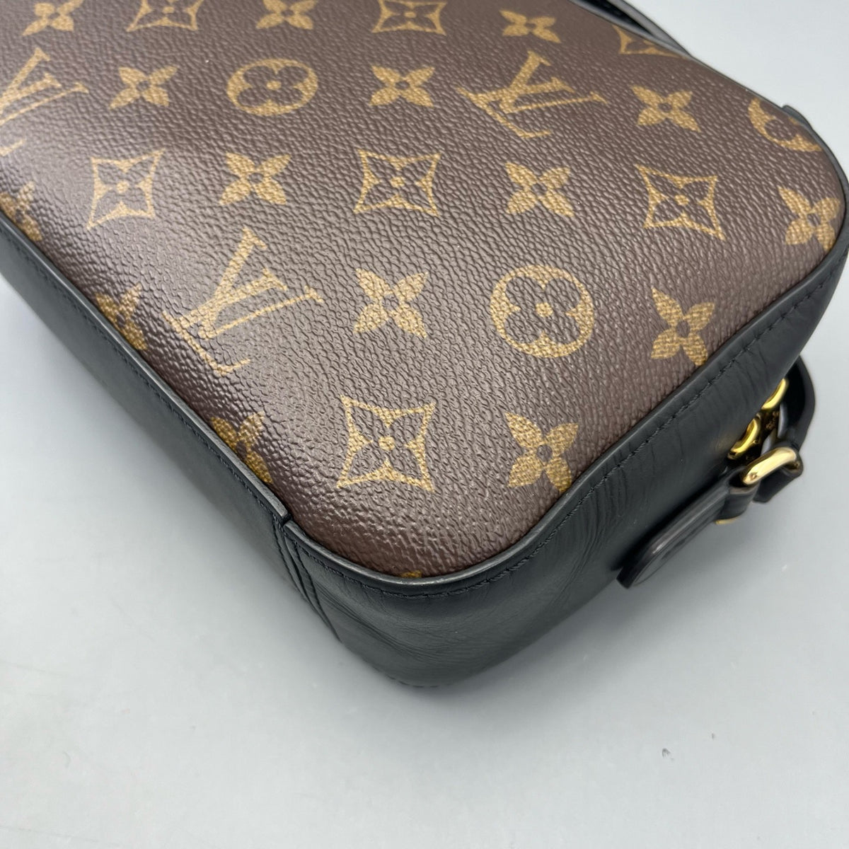 Louis Vuitton - Tassel Camera Bag - Leather - Multicolour - (small)