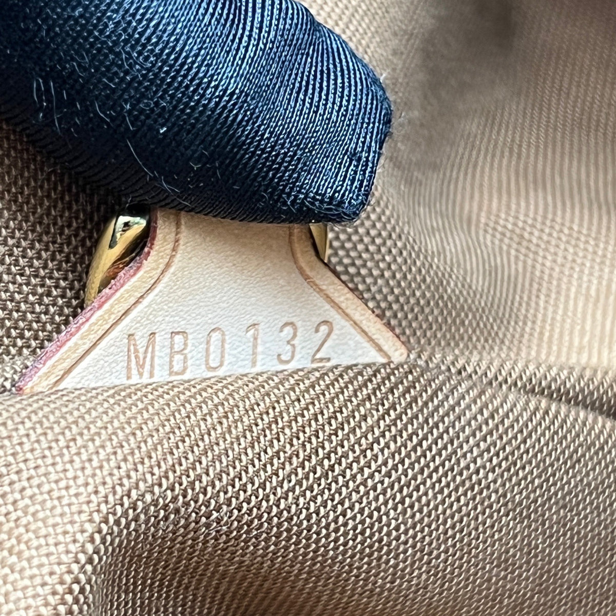 Louis Vuitton - Tivoli - Cloth - Brown - (medium)