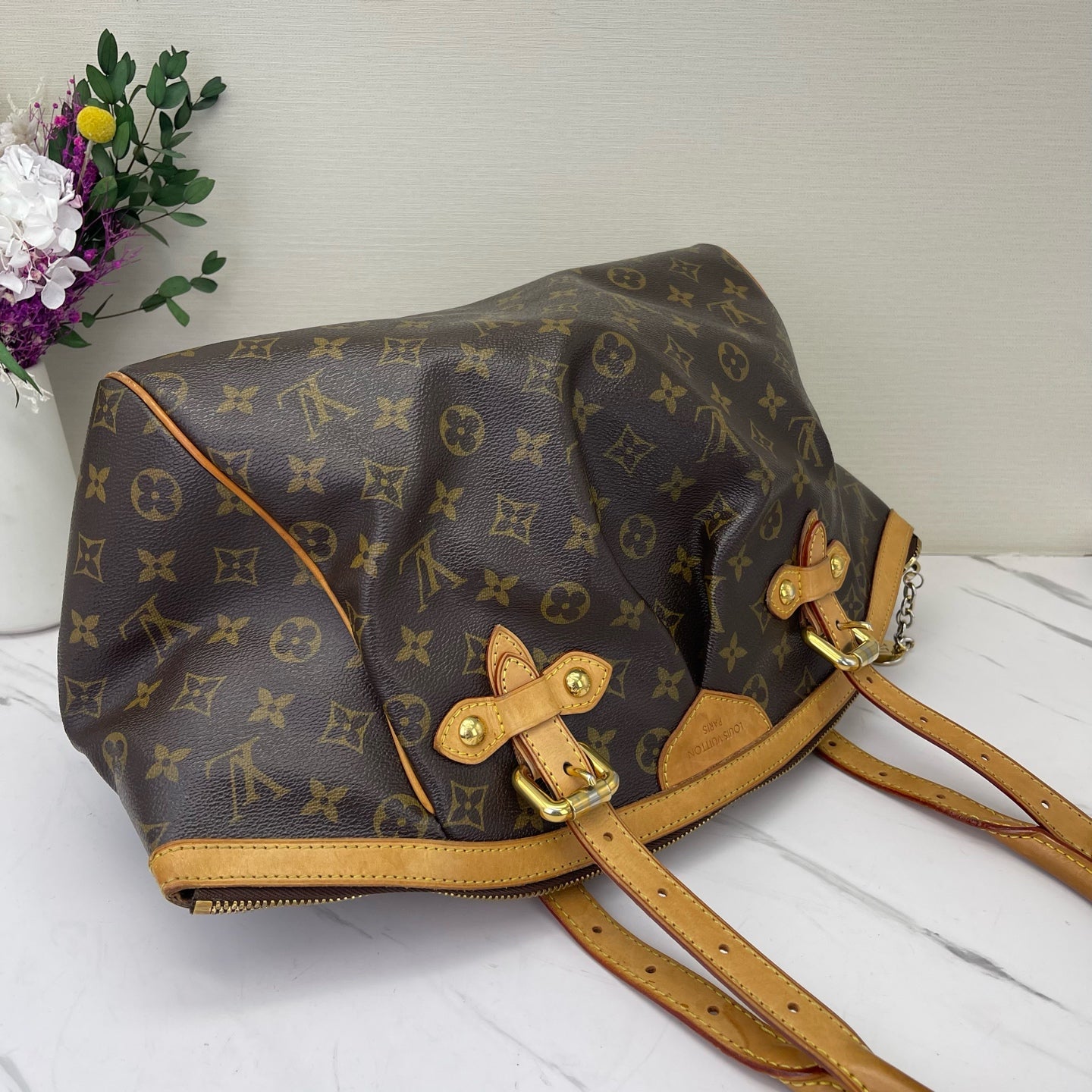 Louis Vuitton - Tivoli - Leather - Brown - (medium)