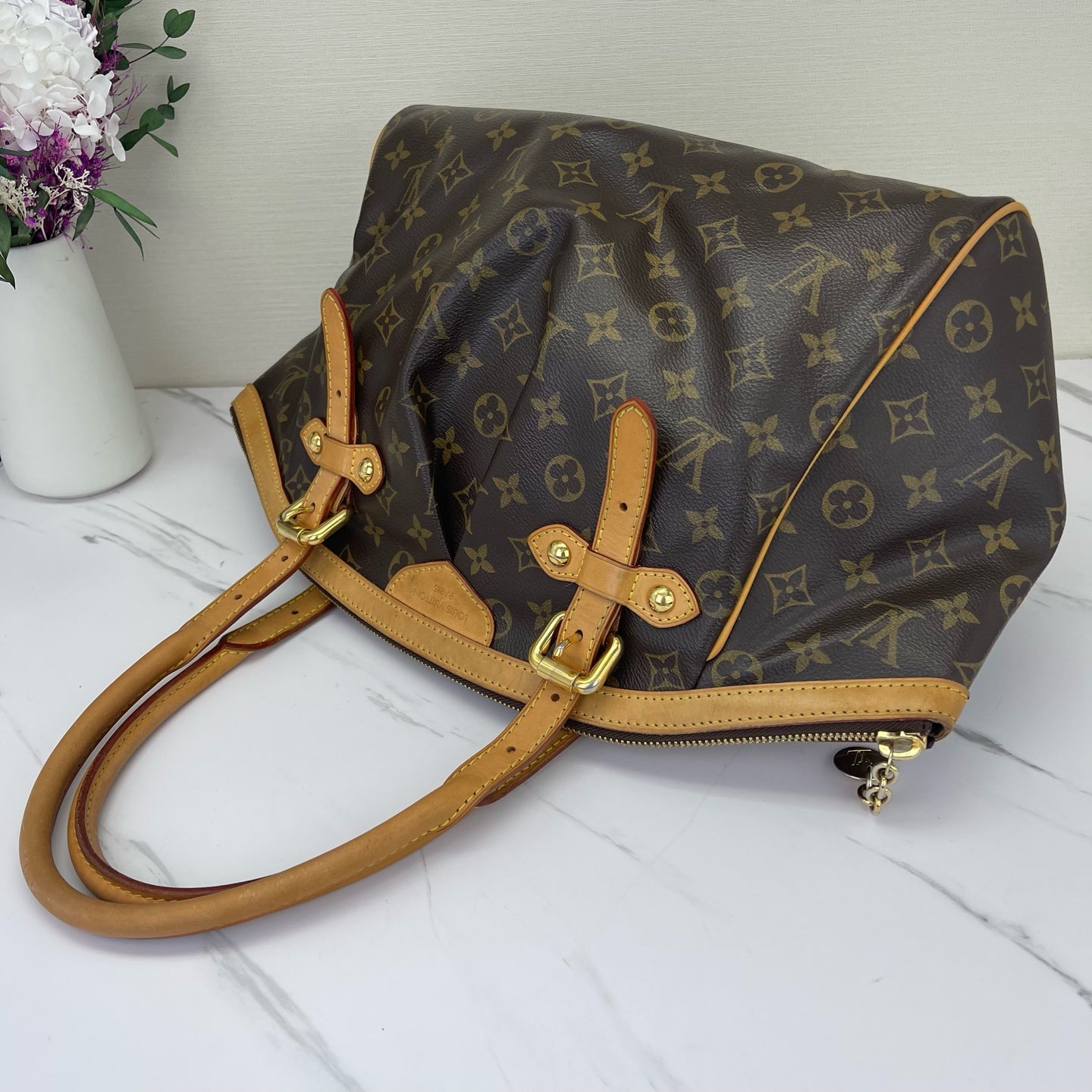 Louis Vuitton - Tivoli - Leather - Brown - (Medium)