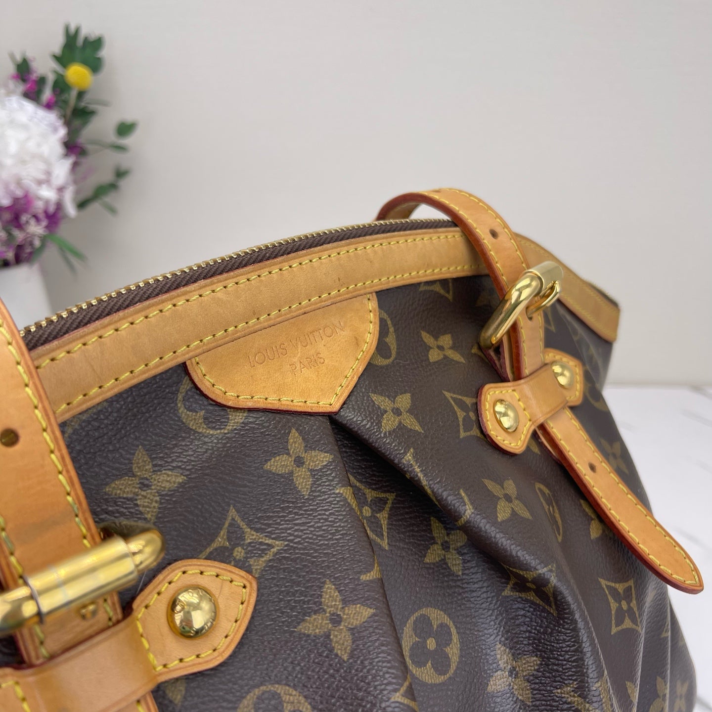 Louis Vuitton - Tivoli - Leather - Brown - (medium)