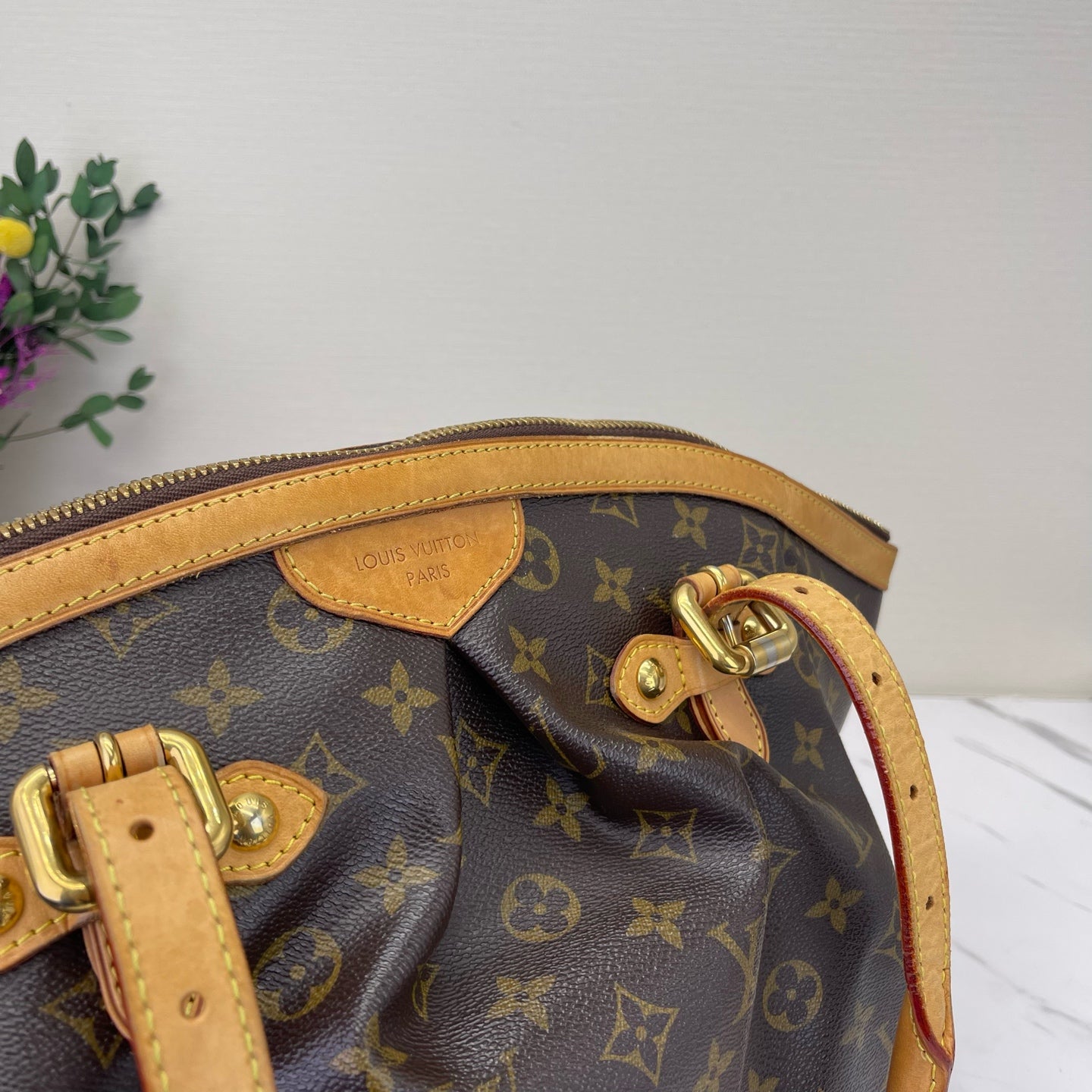 Louis Vuitton - Tivoli - Leather - Brown - (medium)