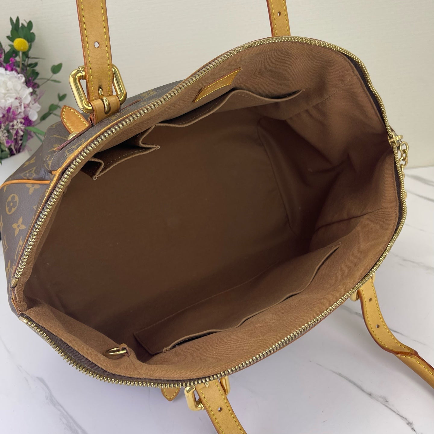 Louis Vuitton - Tivoli - Leather - Brown - (Medium)