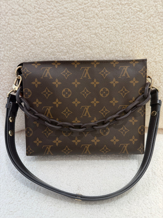 Louis Vuitton - Toiletry Pouch - Canvas - Brown