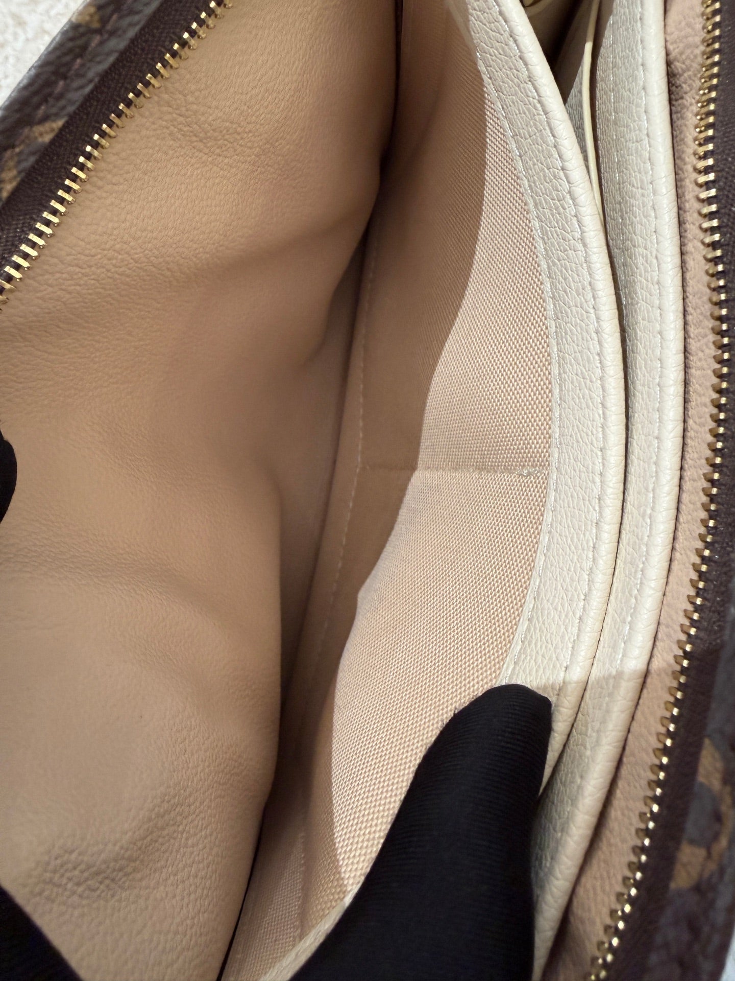 Louis Vuitton - Toiletry Pouch - Canvas - Brown