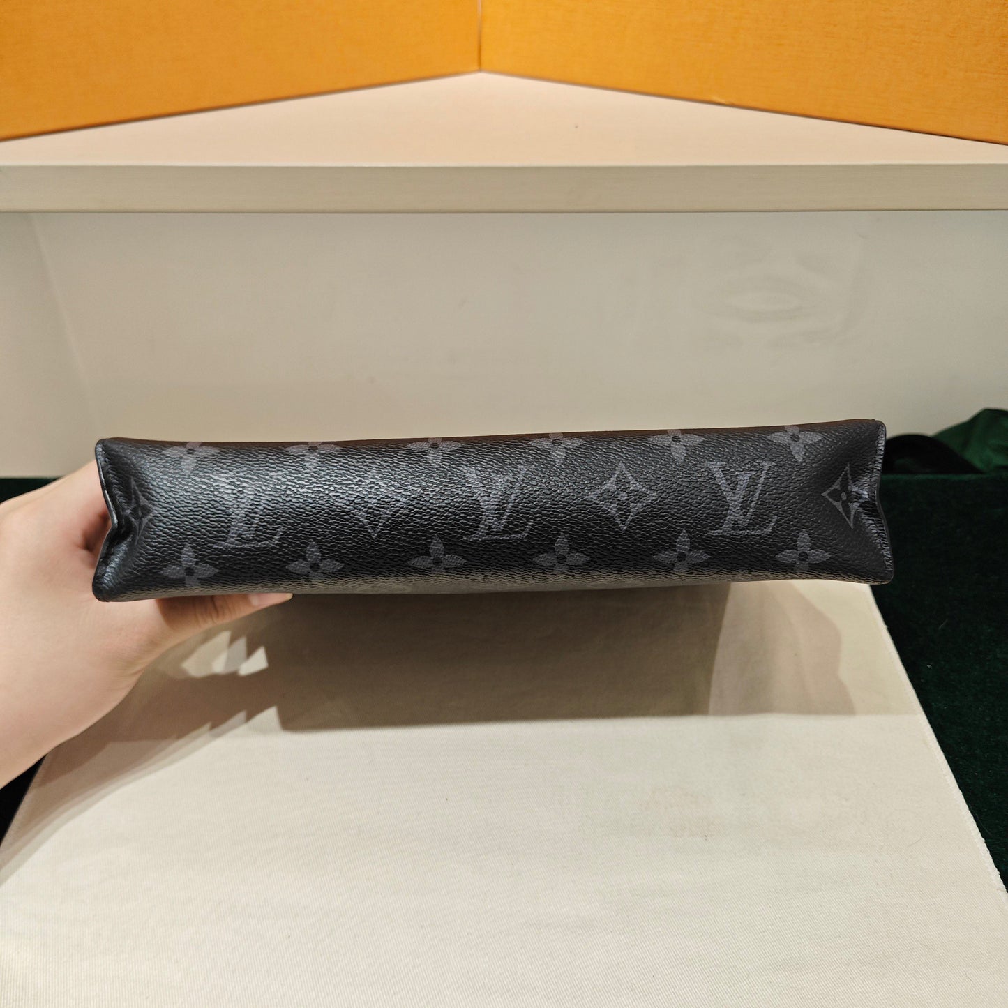 Louis Vuitton - Toiletry Pouch 26 Monogram Eclipse - Monogram coated canvas with leather trim - Black - (Medium)