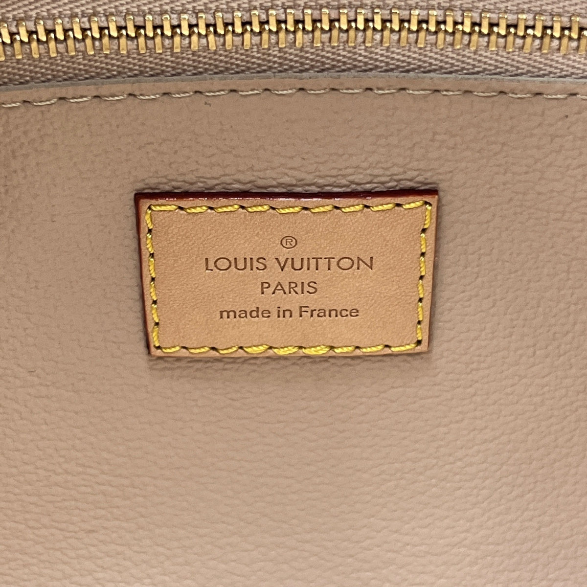 Louis Vuitton - Toiletry Pouch 26 - Synthetic - Brown - (medium)